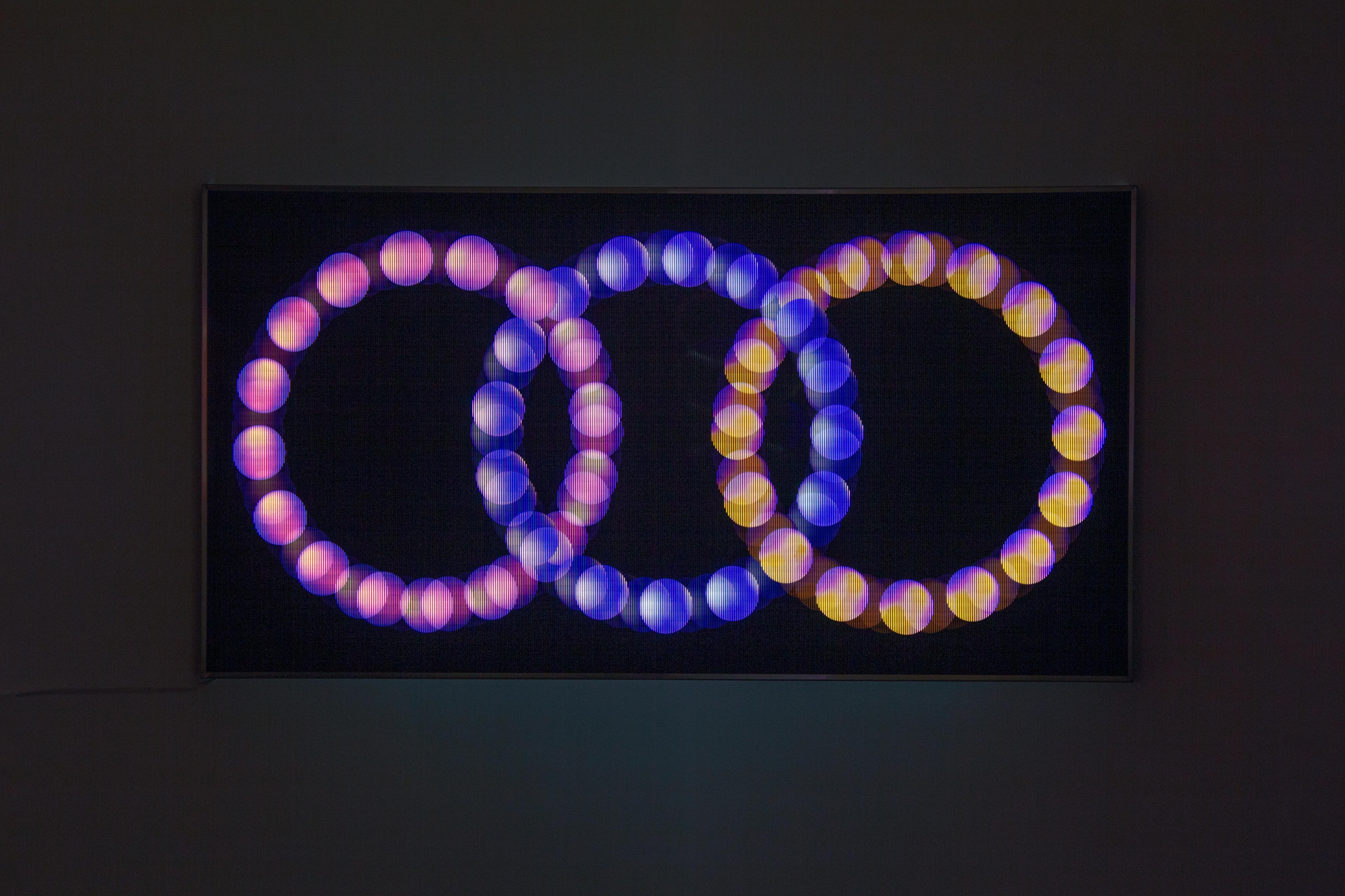 Moderno Scultura luminosa GIF 2 di Paul Steele, decorazione da parete a LED in acrilico e acciaio inossidabile in vendita