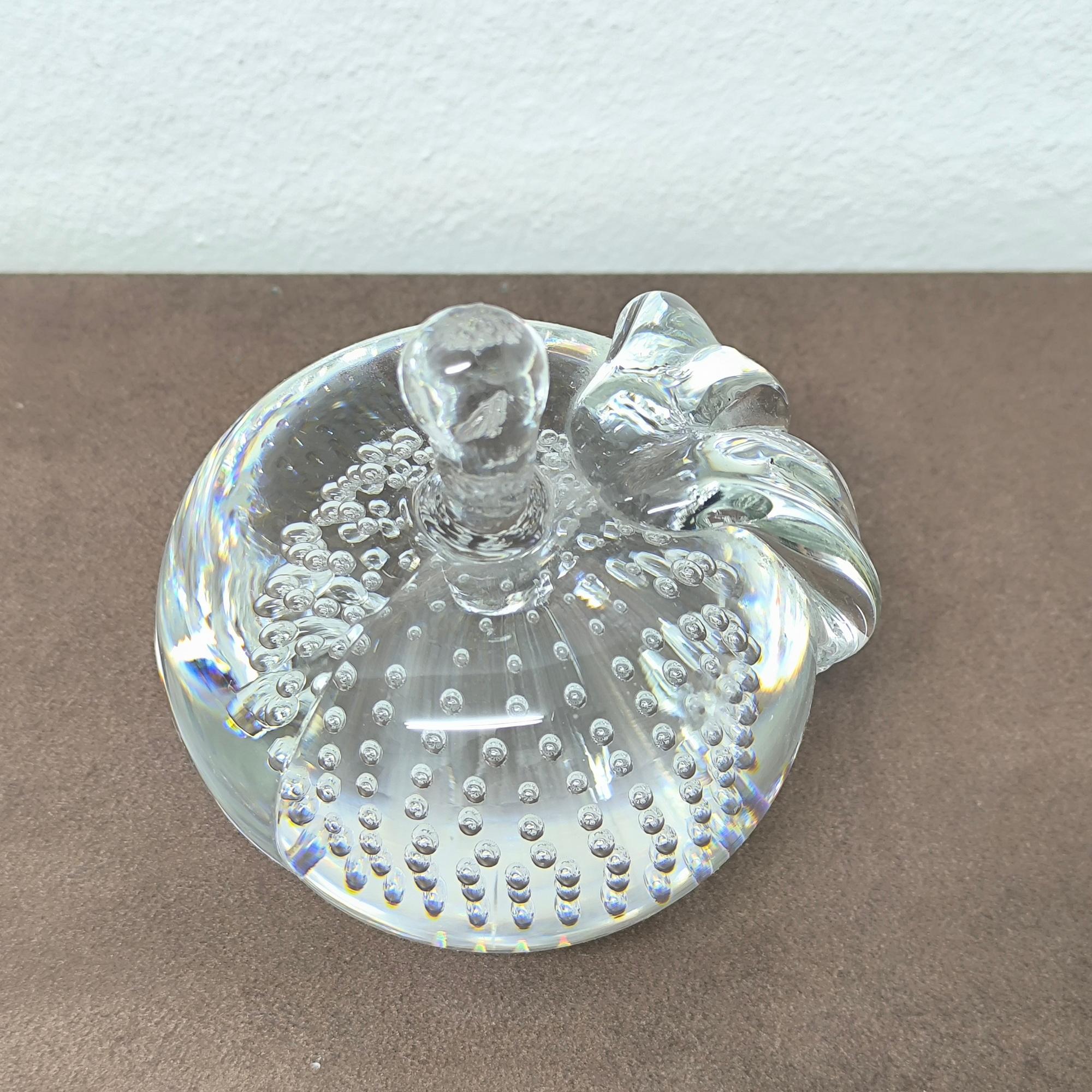 GIFT IDEA - Murano Glas Apfel Briefbeschwerer mit kontrollierten Luftblasen Einschlüssen im Angebot 1