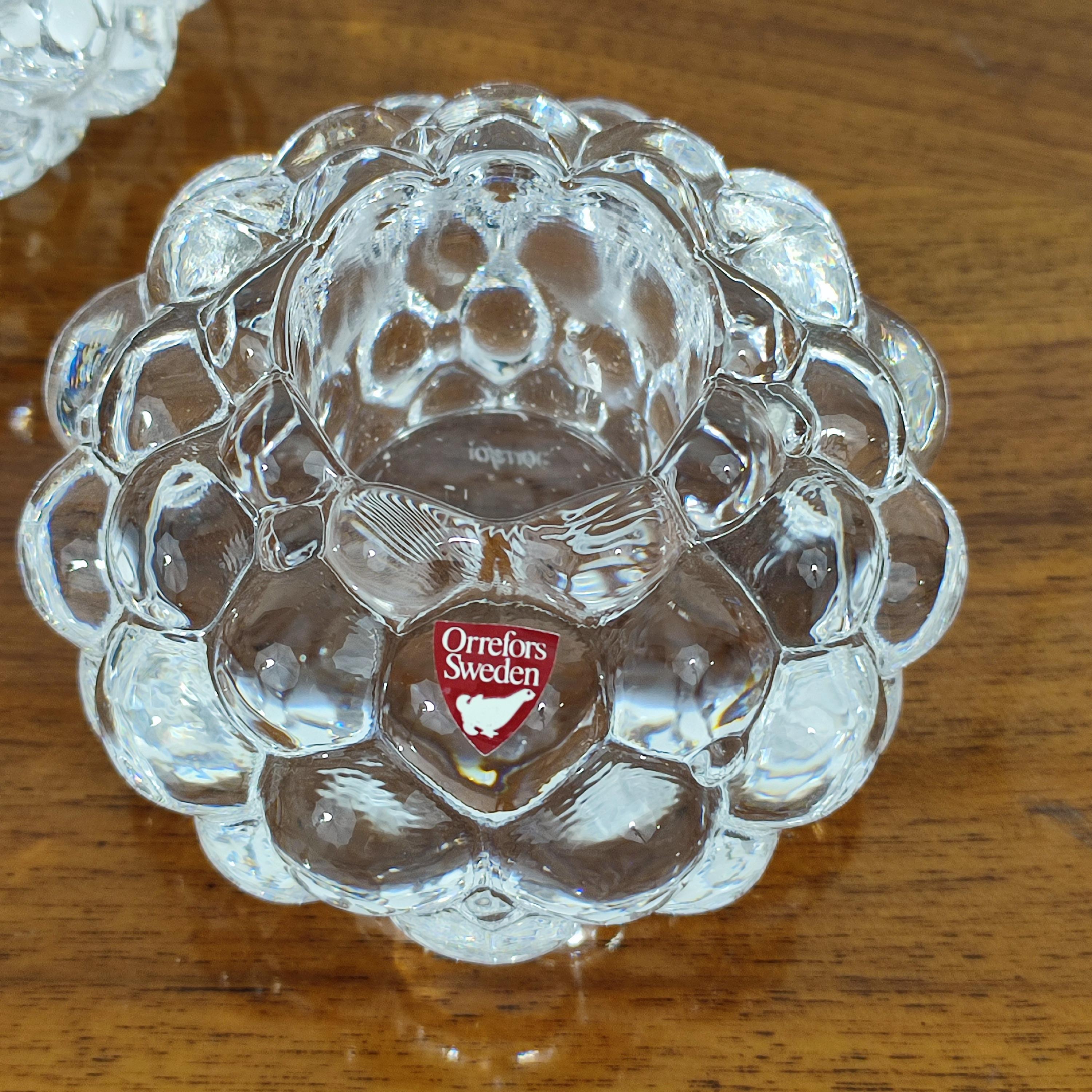 GIFT IDEA - Orrefors Anne Nilsson Pair Candle Holders Scandinavian Crystal Art For Sale 4