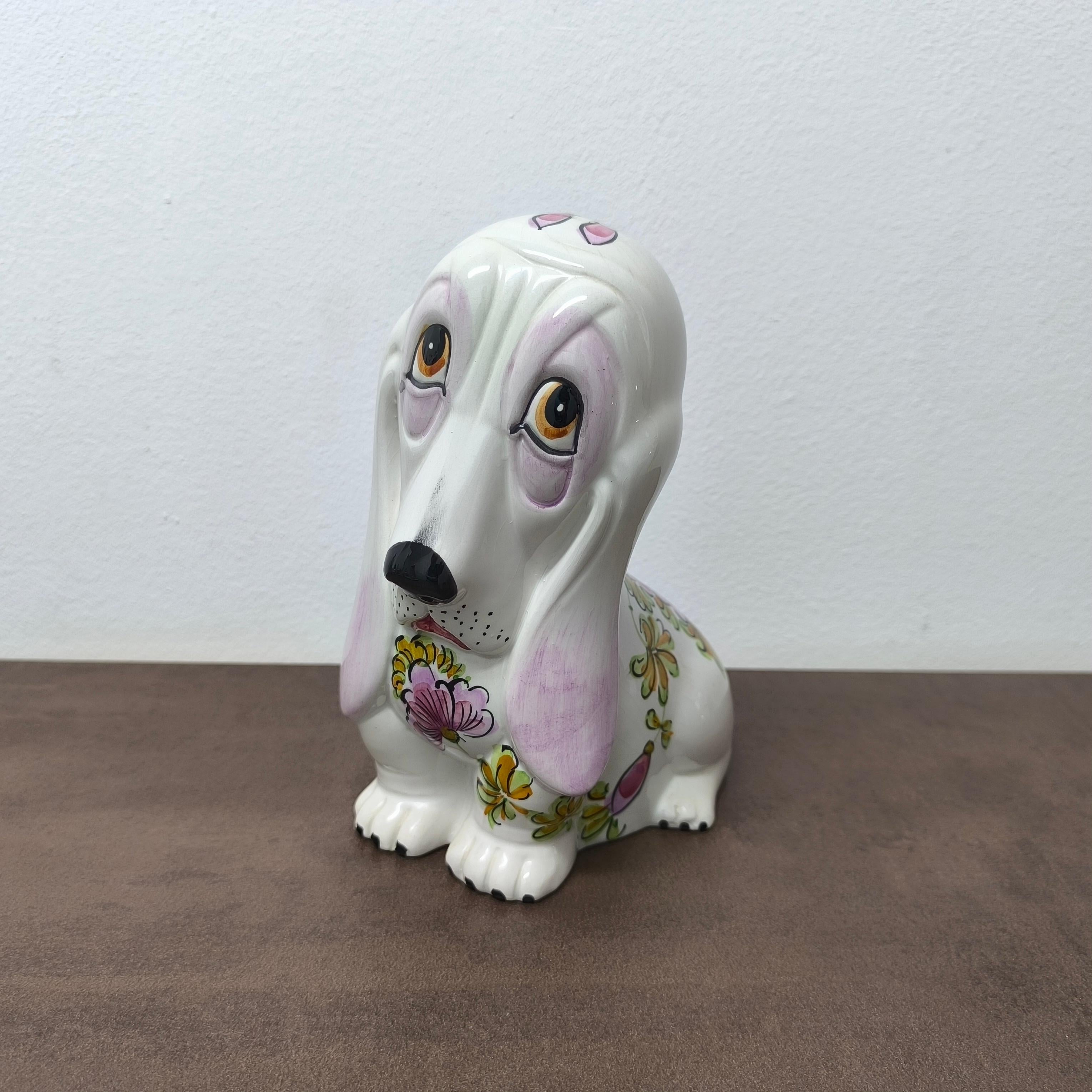 🎁 Conseil pour les fêtes : Cette figurine constitue un cadeau de Noël réfléchi et inattendu pour les amoureux des chiens, les amateurs de vintage ou tous ceux qui apprécient le design de caractère. Associez-le à une composition florale ou à un
