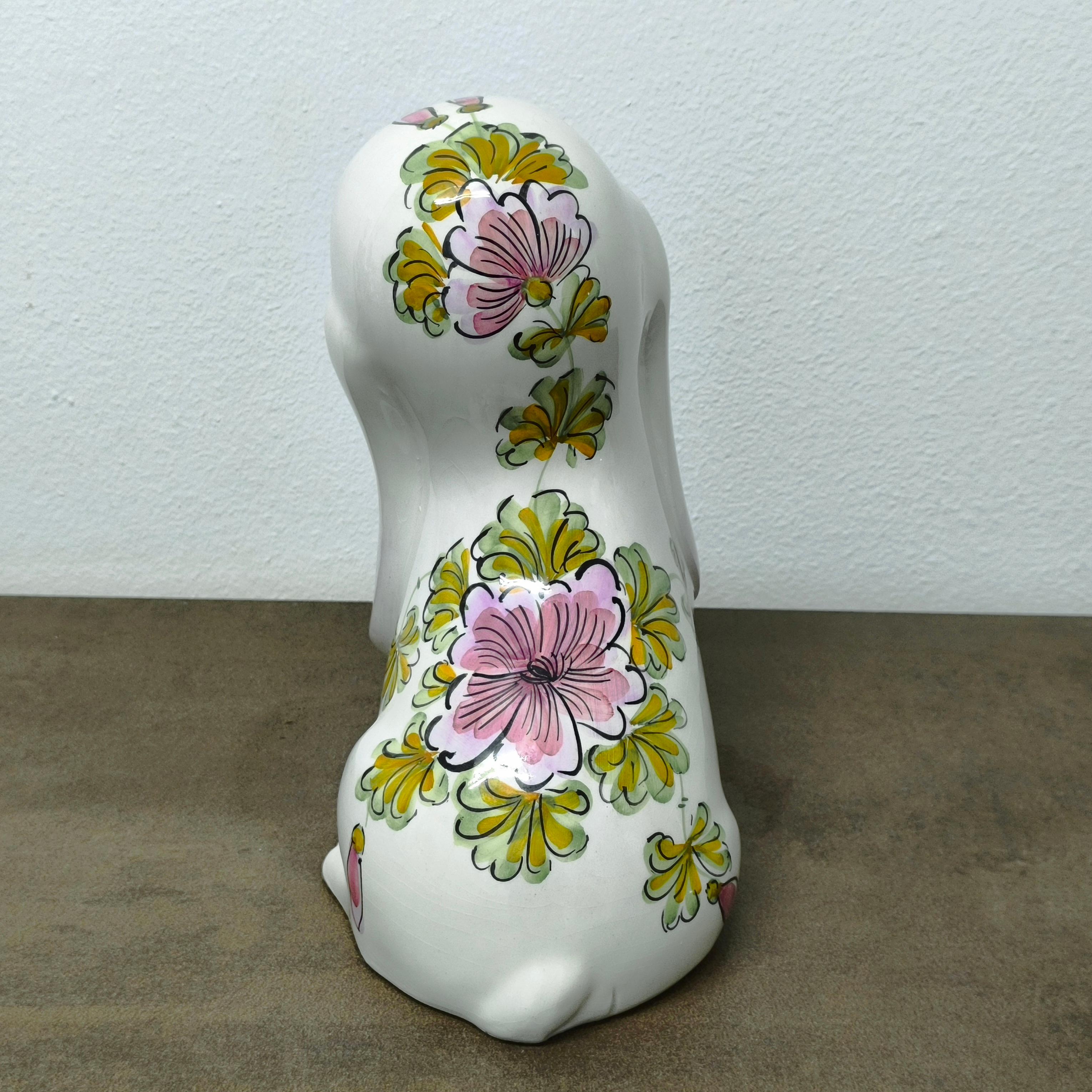 Fin du 20e siècle IDEA- Figurine Basset Hound en céramique du milieu du siècle avec motif floral en vente