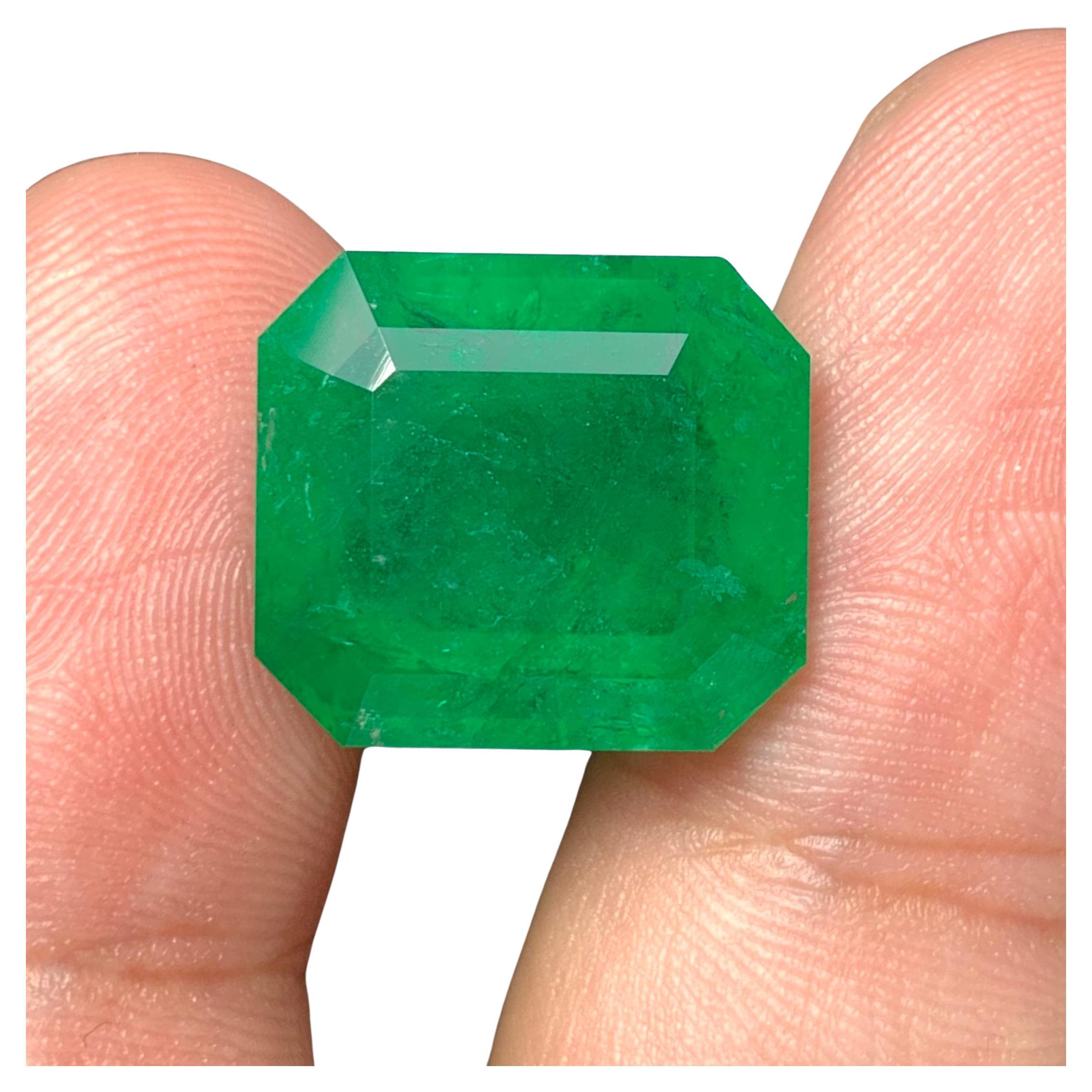 Gigantic 14.70 Carats Natural Earth Mine Loose Green Emerald Gem Zambia Mine For Sale
