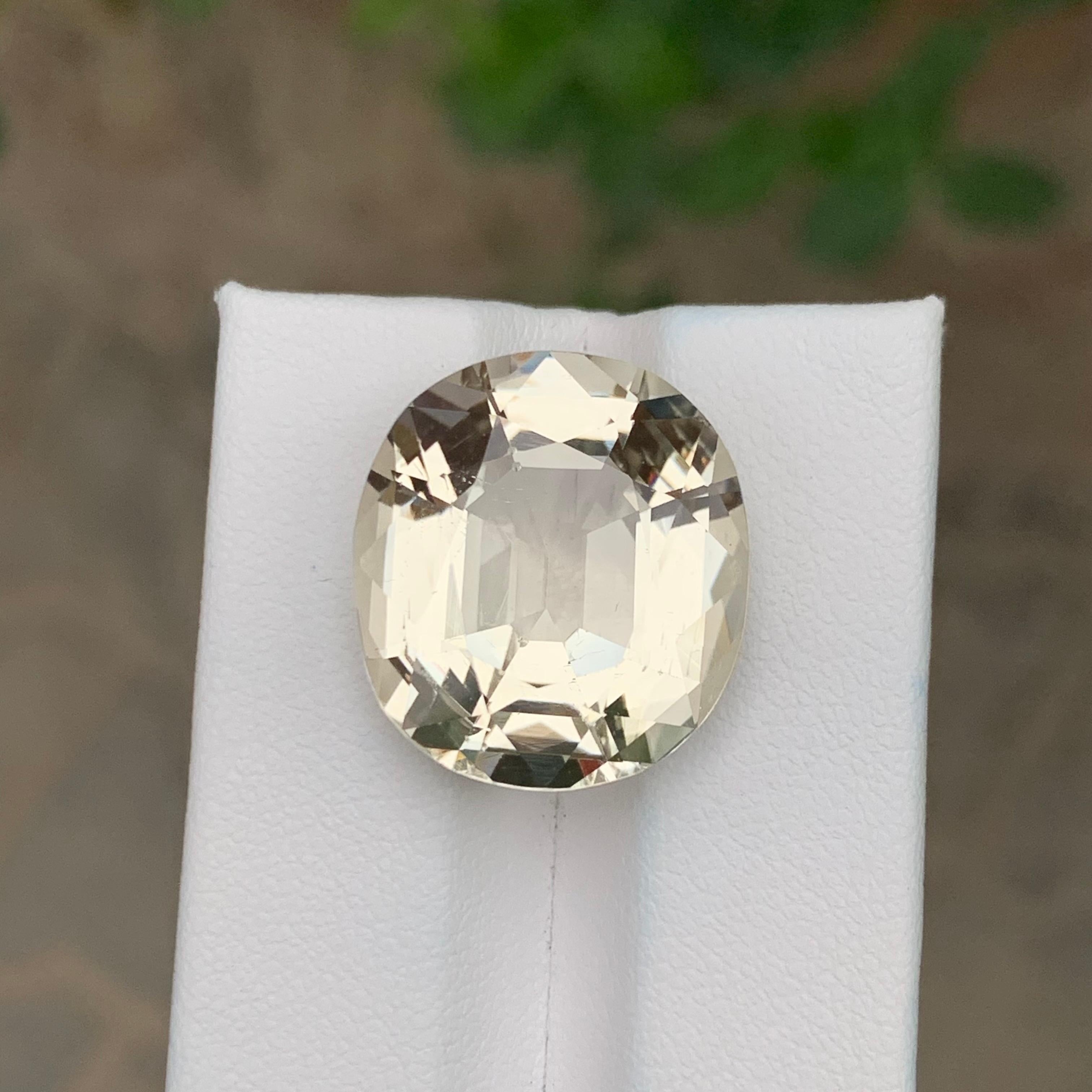 Gigantic 19.70 Carats Natural Loose Heliodor For Sale 7