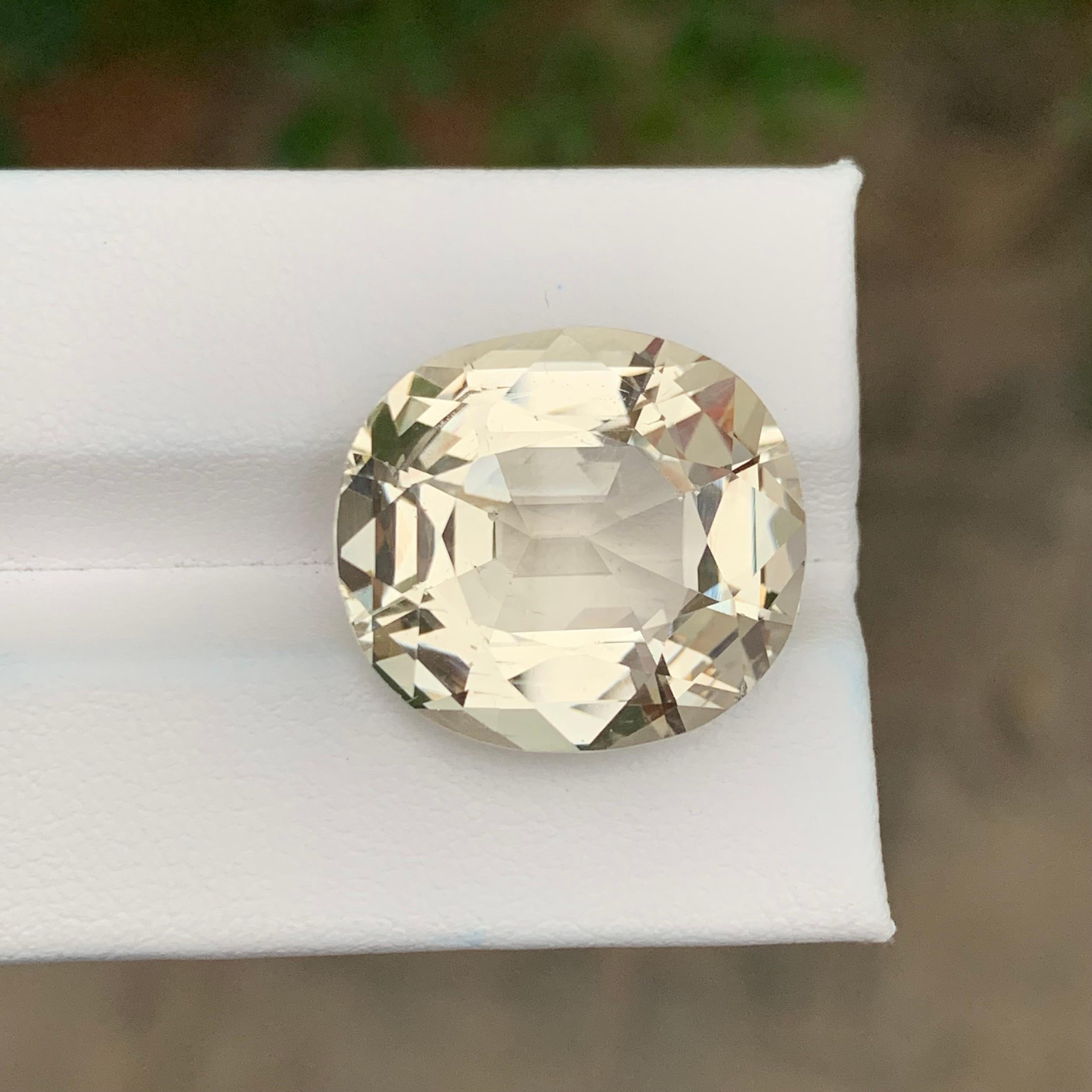 Gigantic 19.70 Carats Natural Loose Heliodor For Sale 11