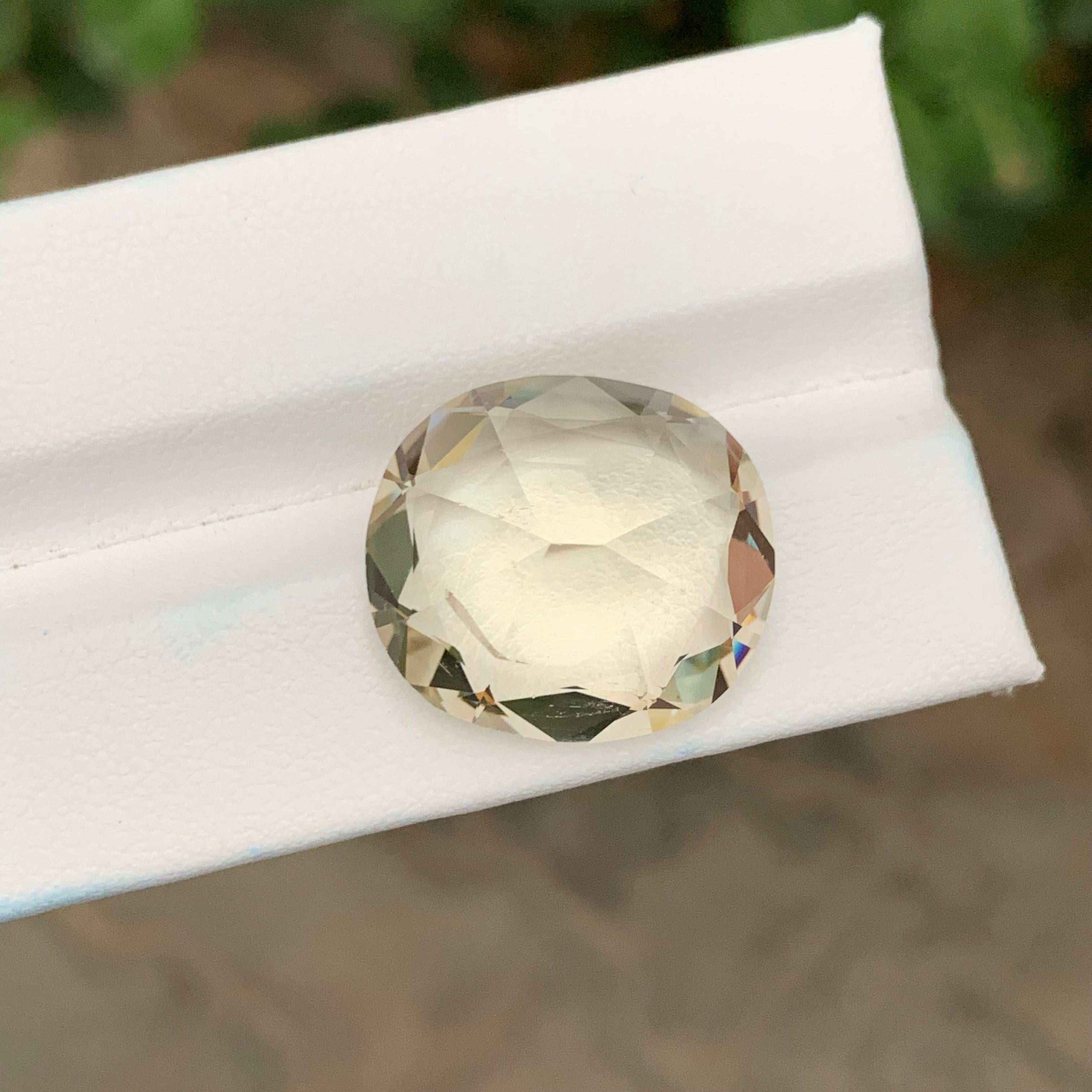 Arts and Crafts Gigantic 19.70 Carats Natural Loose Heliodor For Sale