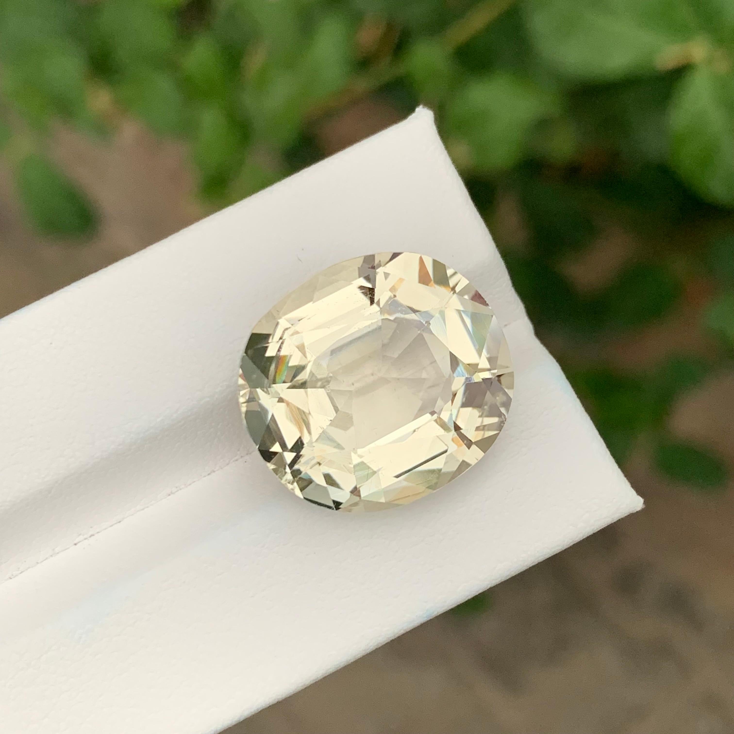Gigantic 19.70 Carats Natural Loose Heliodor For Sale 3