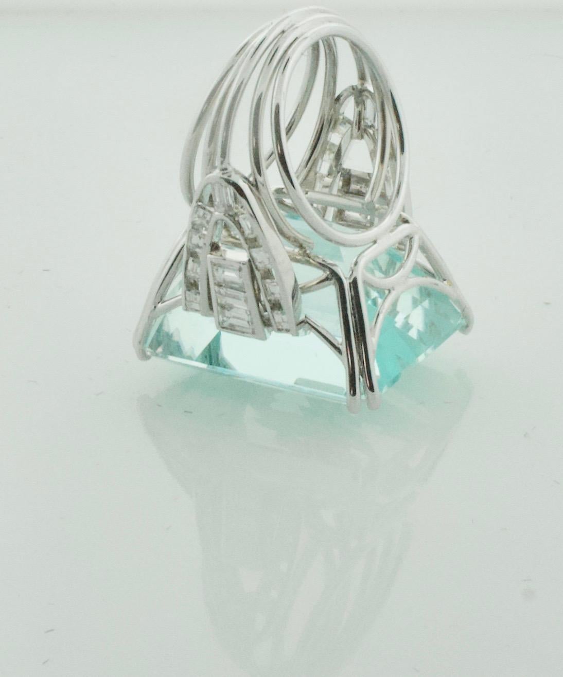 Gigantic 56.65 Carat Aquamarine and Diamond Ring in White Gold In Excellent Condition In Wailea, HI