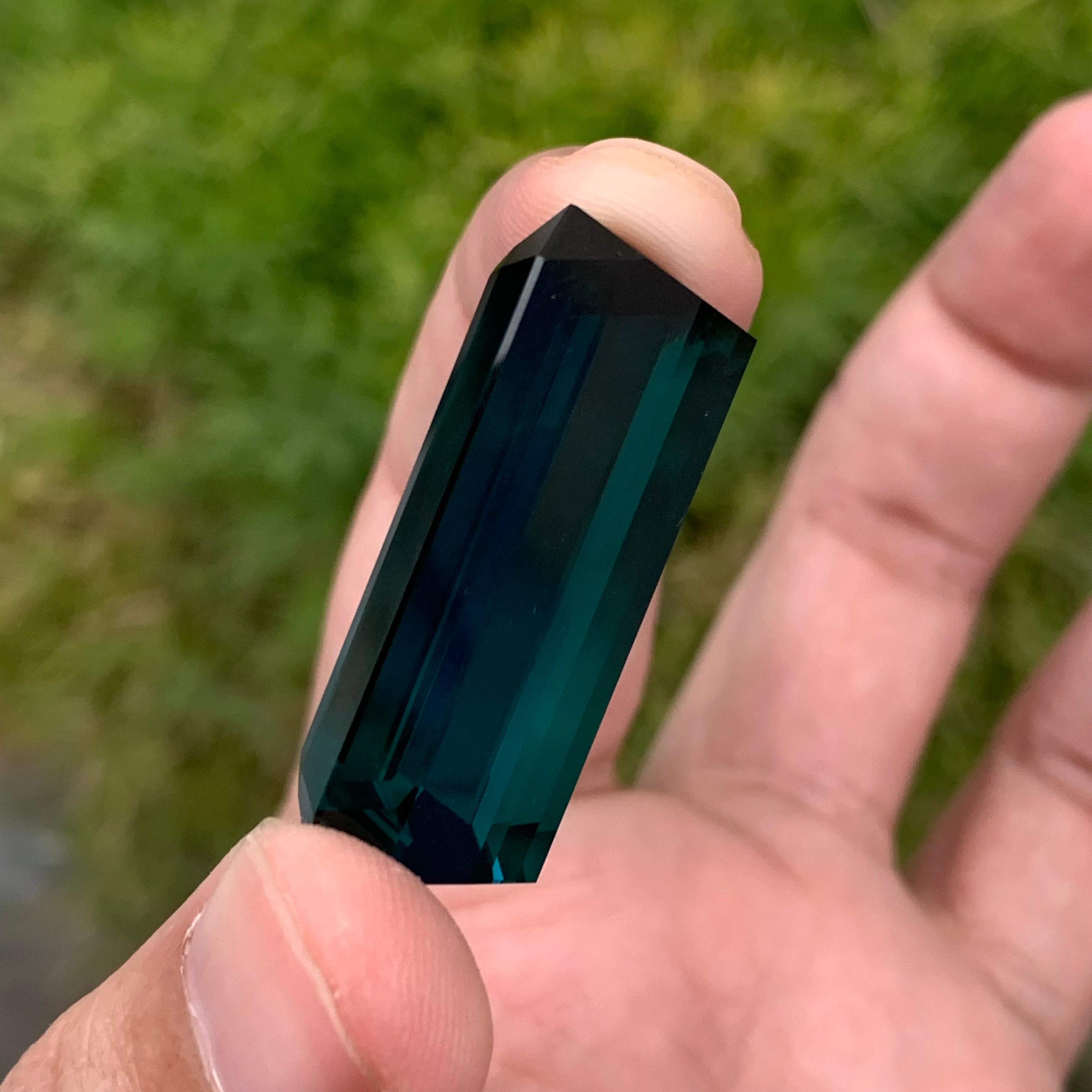 Gigantic 77.50 Carat Natural Loose Indicolite Tourmaline Emerald Shape Gemstone  For Sale 1