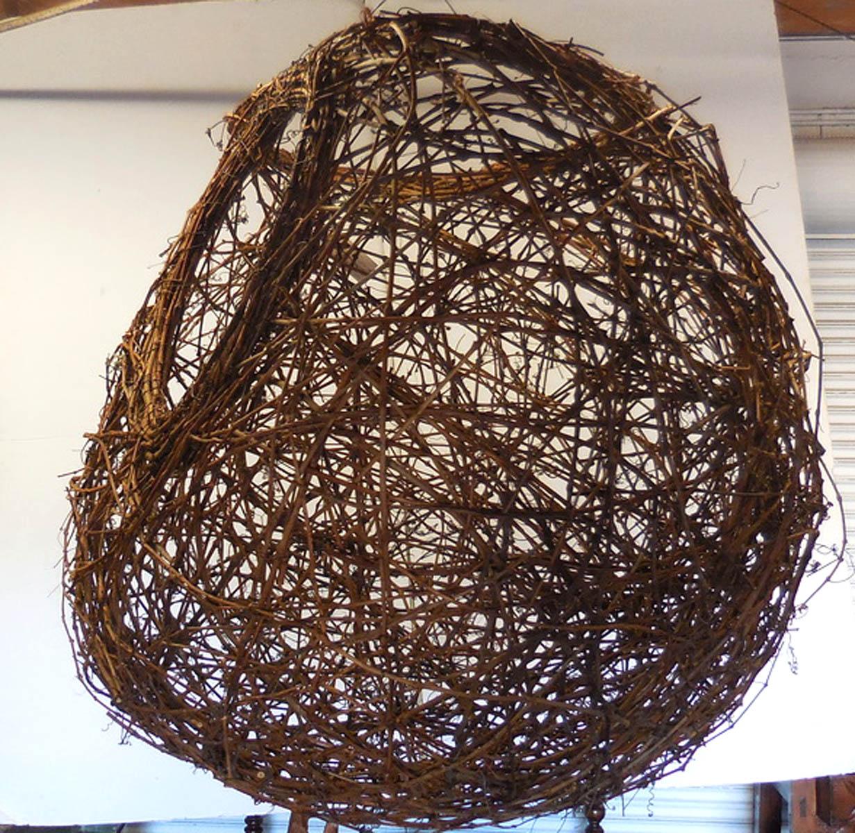 birds nest sculpture