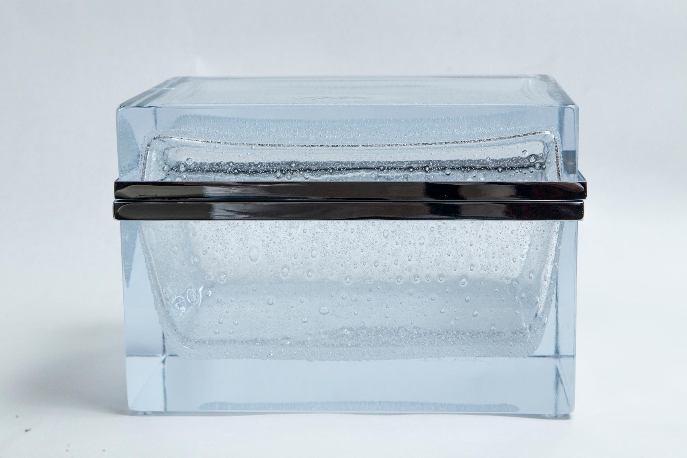 Italian Gigantic Murano Blown Clear Pulegoso Glass Box, Contemporary For Sale