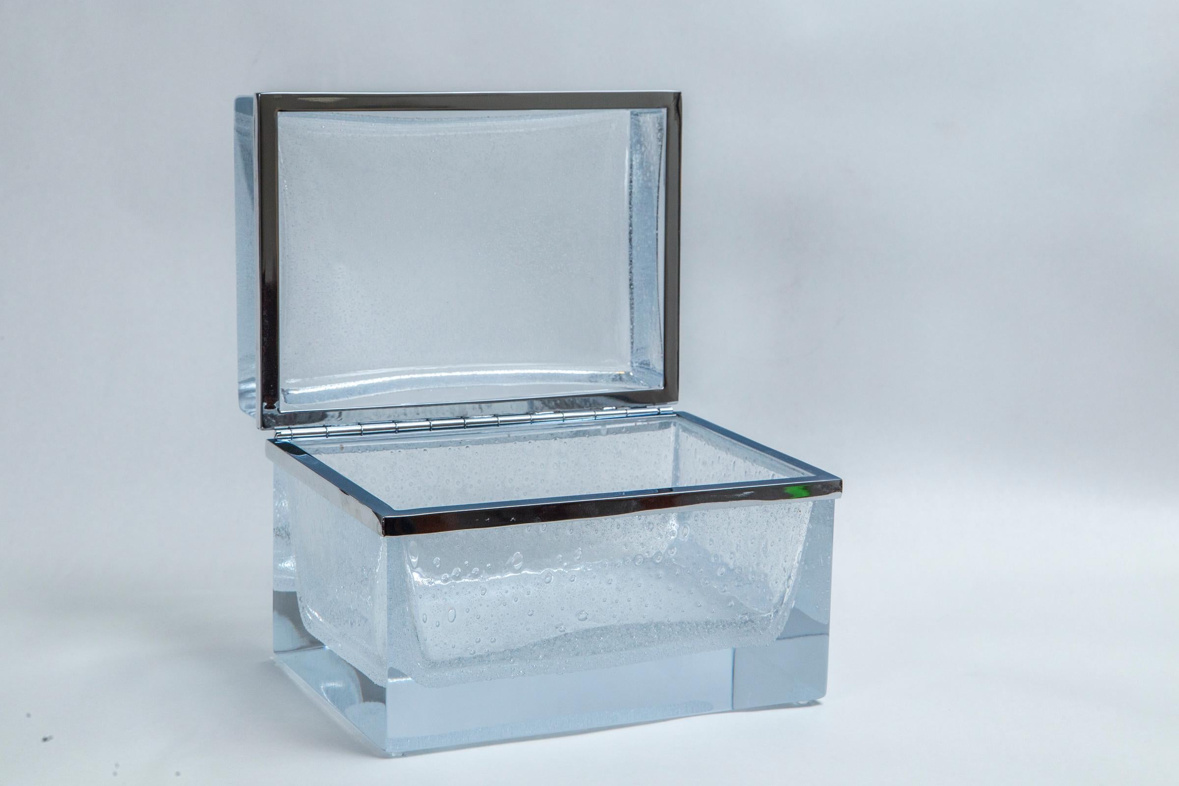 Gigantische Schachtel aus mundgeblasenem Murano-Klarglas, Contemporary im Zustand „Hervorragend“ im Angebot in Westport, CT