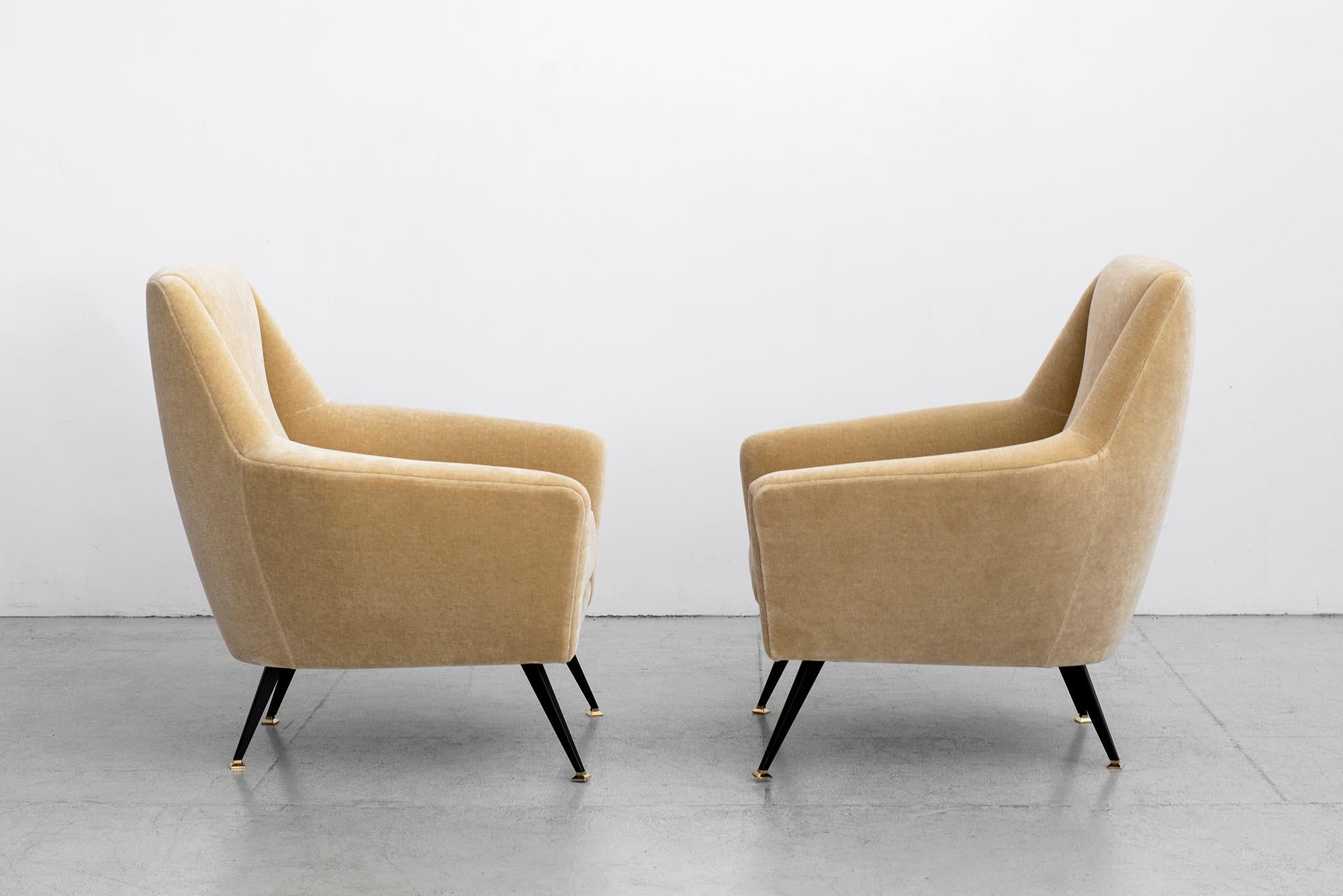 Gigi Radice for Minotti Attributed Armchairs In Good Condition In Beverly Hills, CA