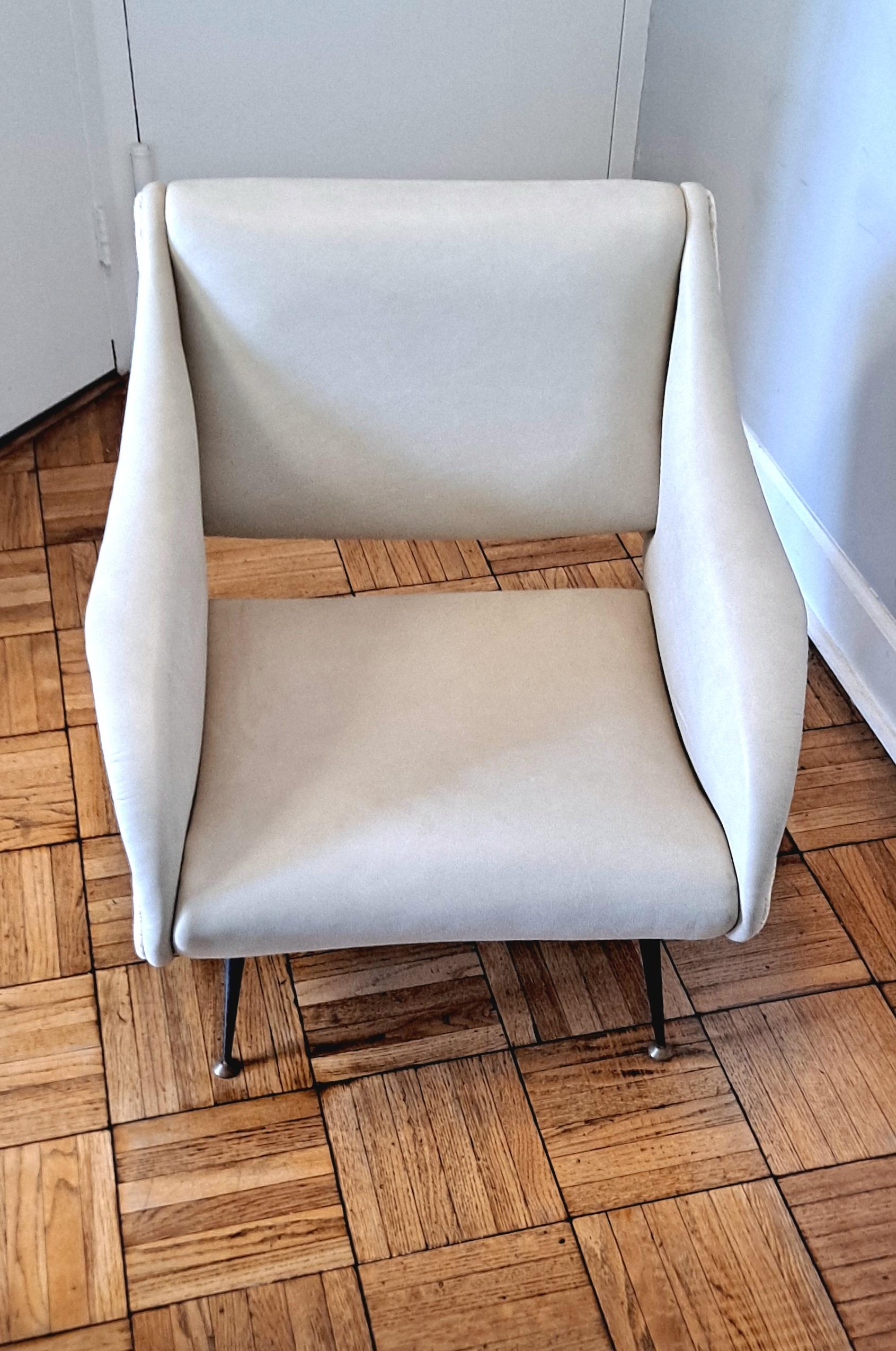 Gigi Radice Italienischer Stuhl  (Leder) im Angebot