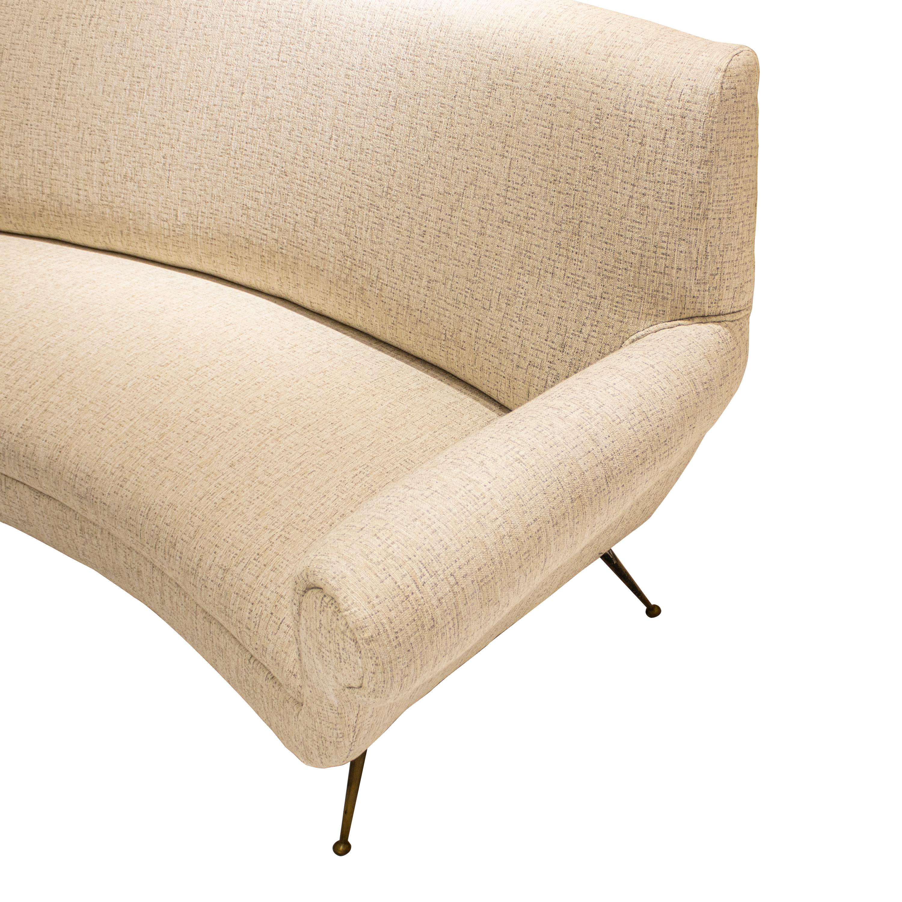 Metal Gigi Radice Mid-Century Modern Chenille Cotton Curved Italian Sofa For Sale