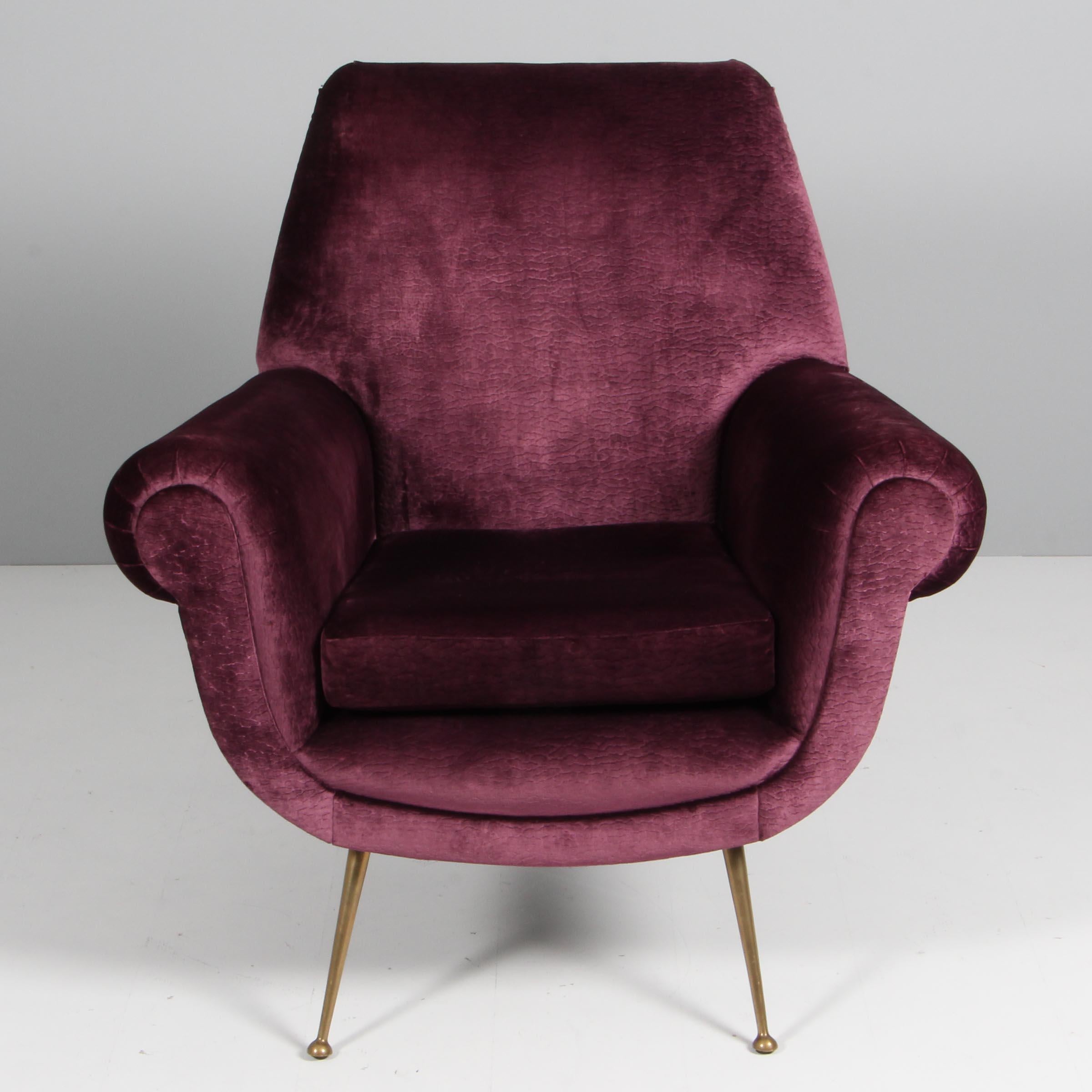 Mid-20th Century Gigi Radice Mid-Century Modern Italian Armchair for Minotti, 1950s. Velvet For Sale