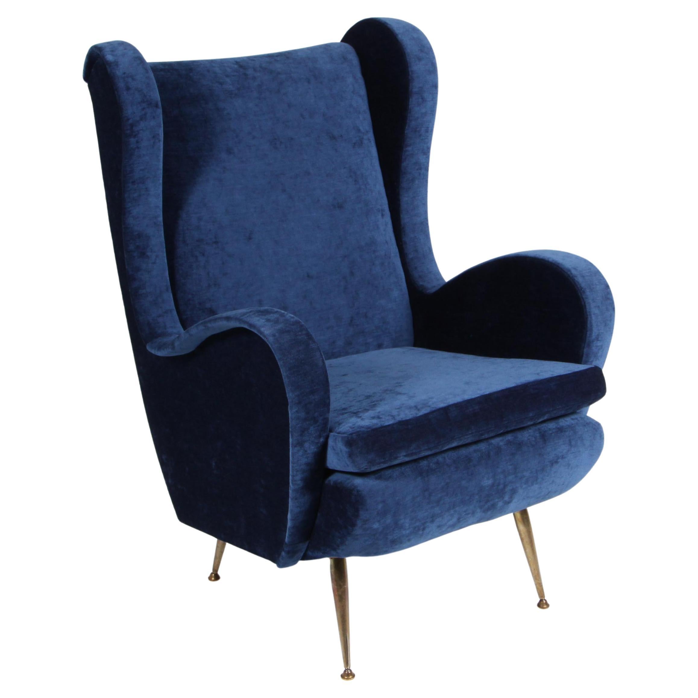 Gigi Radice Mid-Century Modern Italian Armchair for Minotti, 1950s. Velvet For Sale