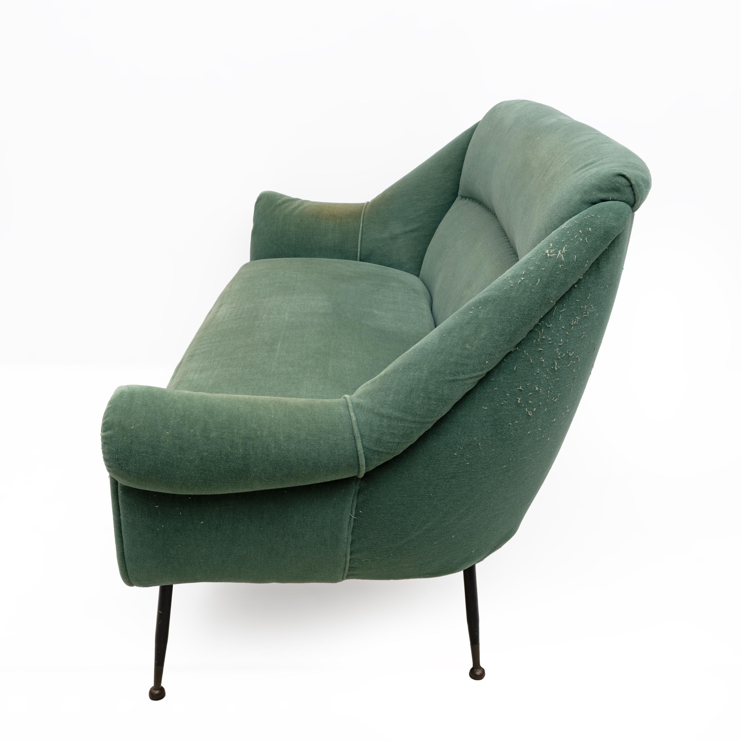 Mid-Century moderno Divano italiano moderno di metà secolo di Gigi Radice per Minotti, anni '50 in vendita