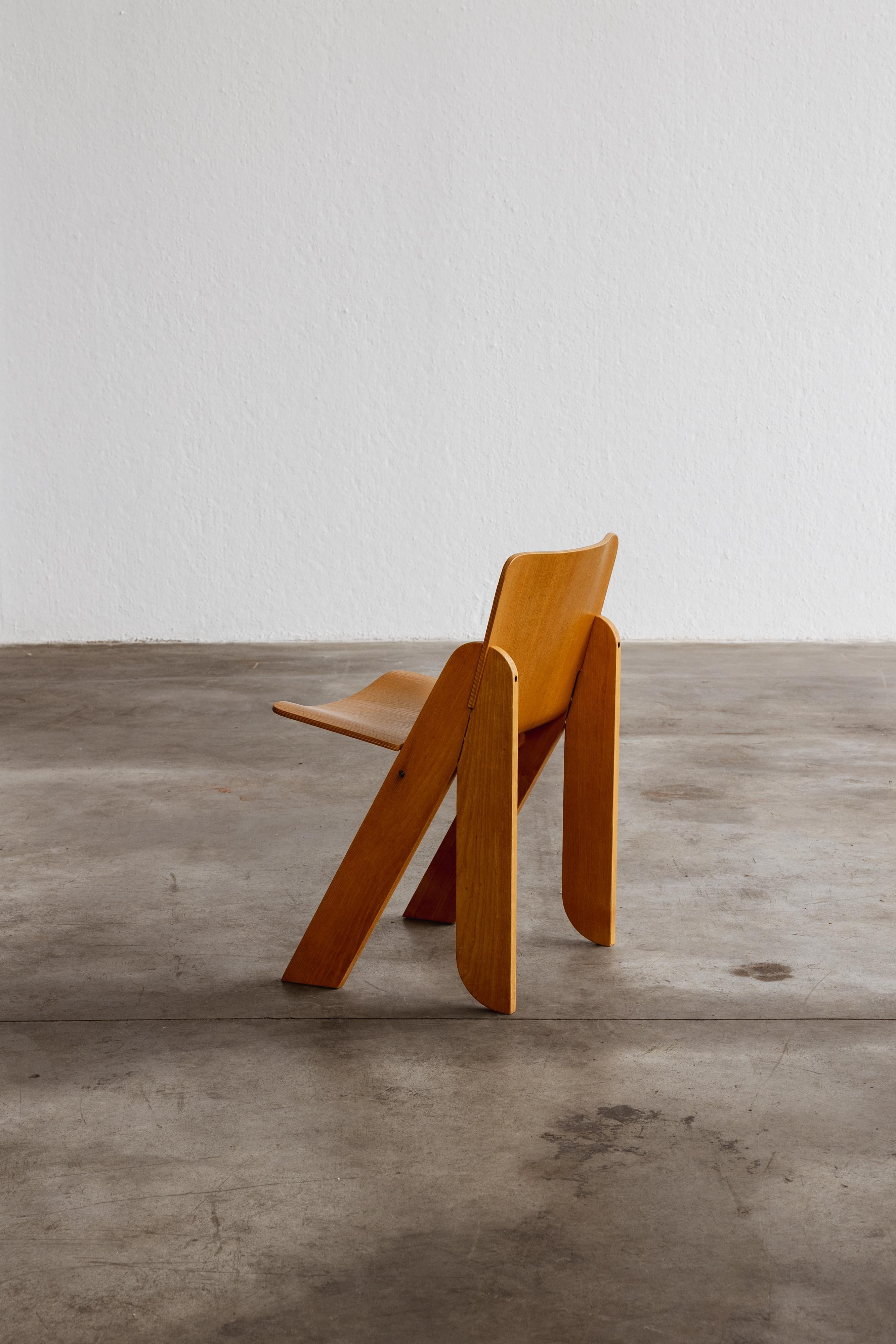Mid-Century Modern Gigi Sabadin “Peota” Dining Chair, 1971 For Sale