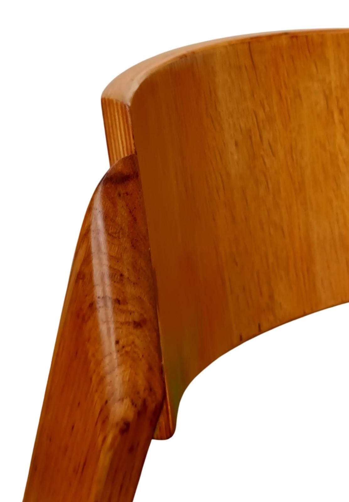 Juego de 4 sillas apilables de madera, estilo Gigi Sabadin, Italia Años 60 en venta 1