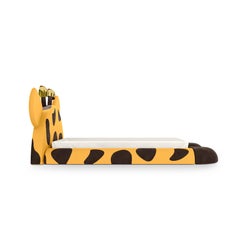 Gigi Giraffe Bed in Velvet – Kids' Luxury Bed by MAGILORE