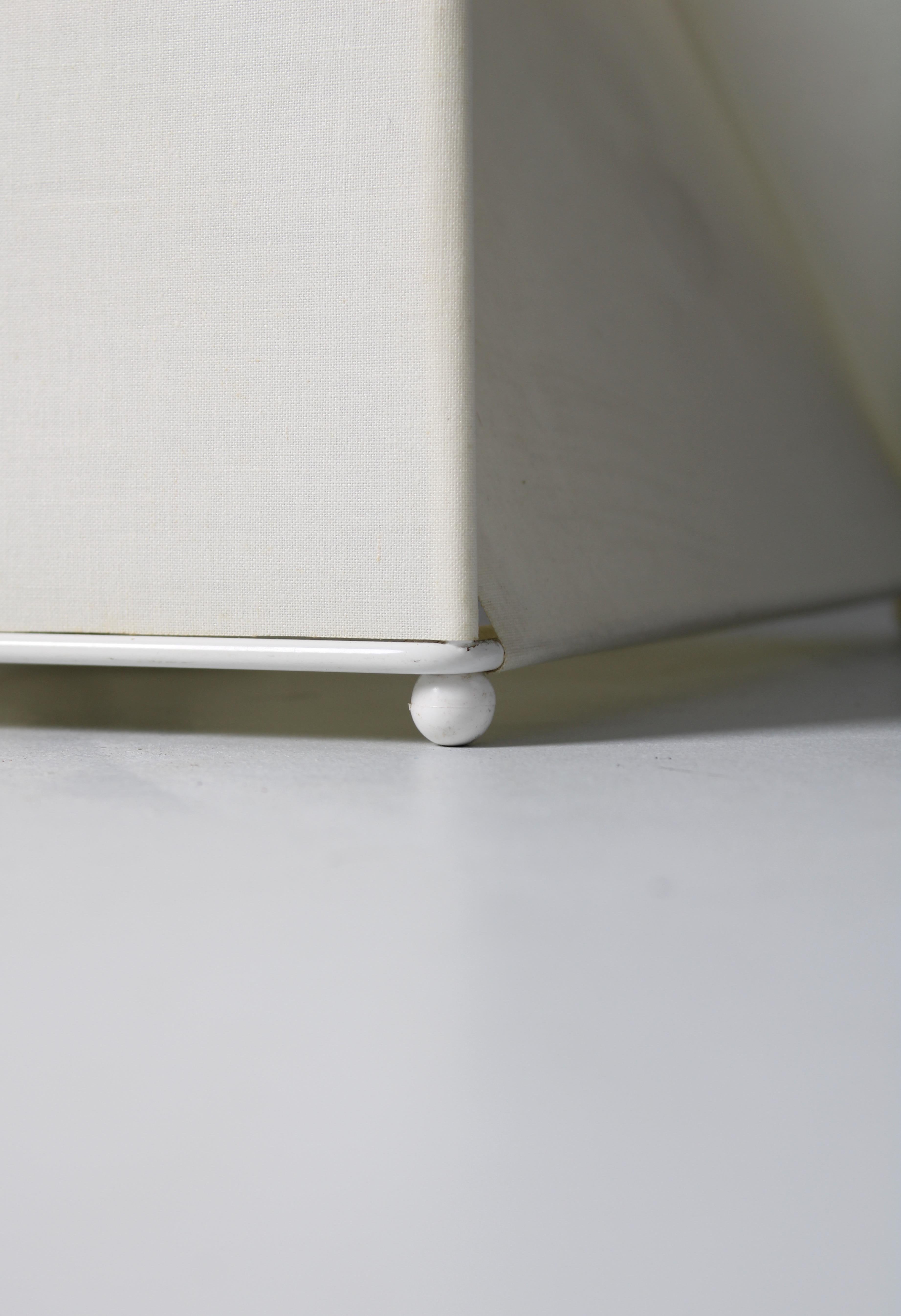 Gigia table lamp by Piero de Longhi for IBIS, C.1975 For Sale 4