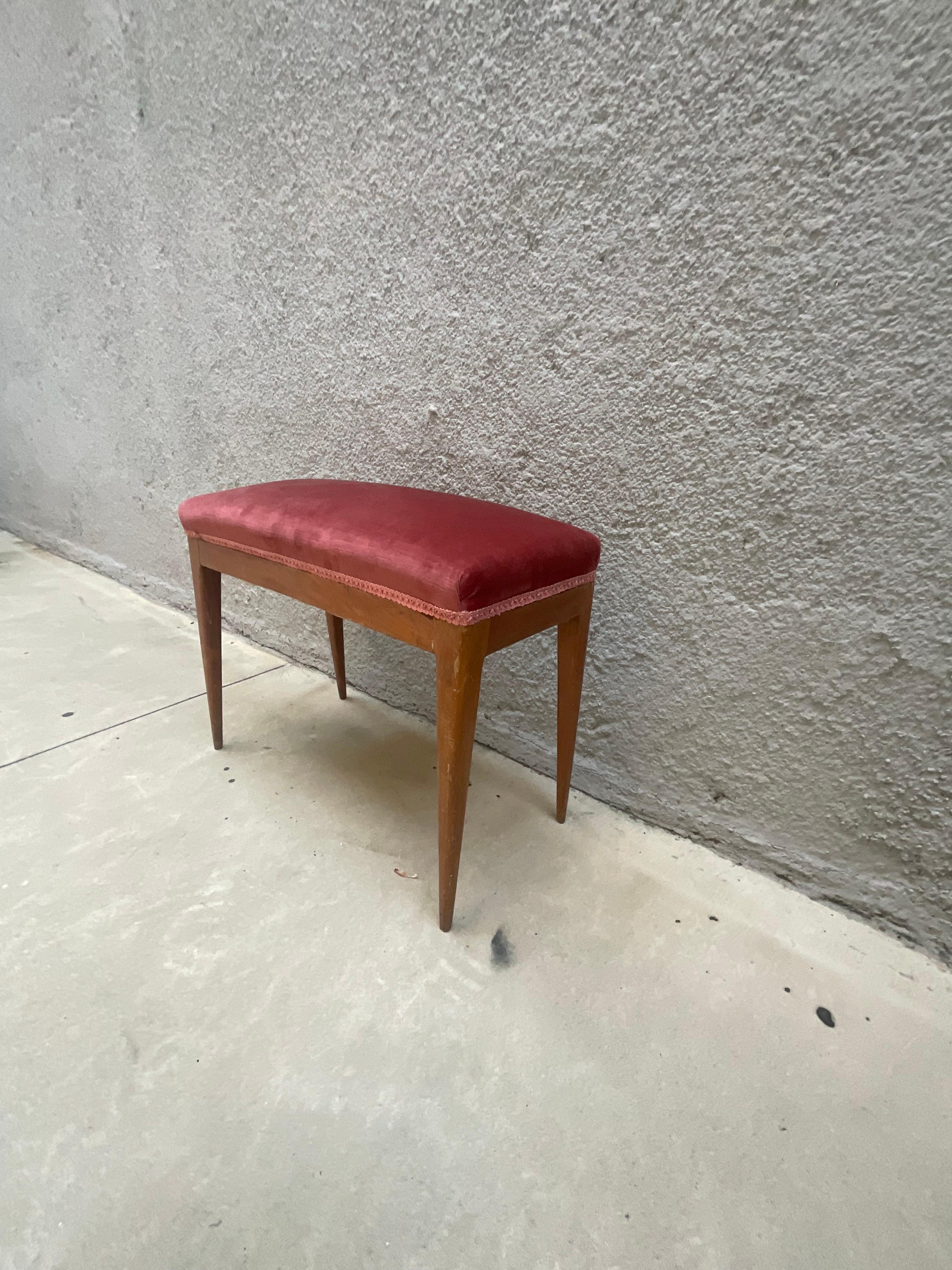GiIO PONTI - Walnut bench, pink velvet - Made in ITALY 1940s For Sale 9