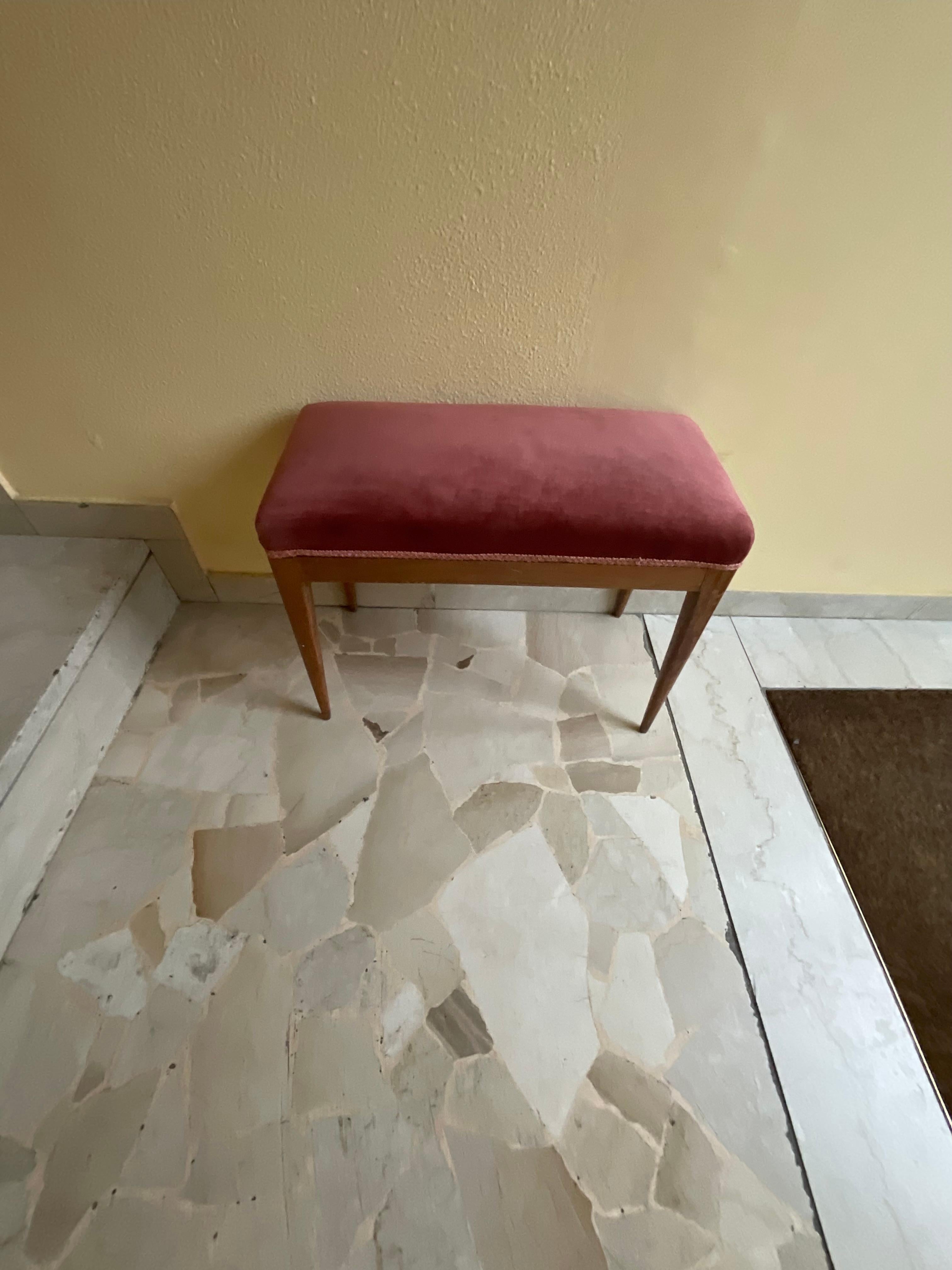 GiIO PONTI - Walnut bench, pink velvet - Made in ITALY 1940s For Sale 2