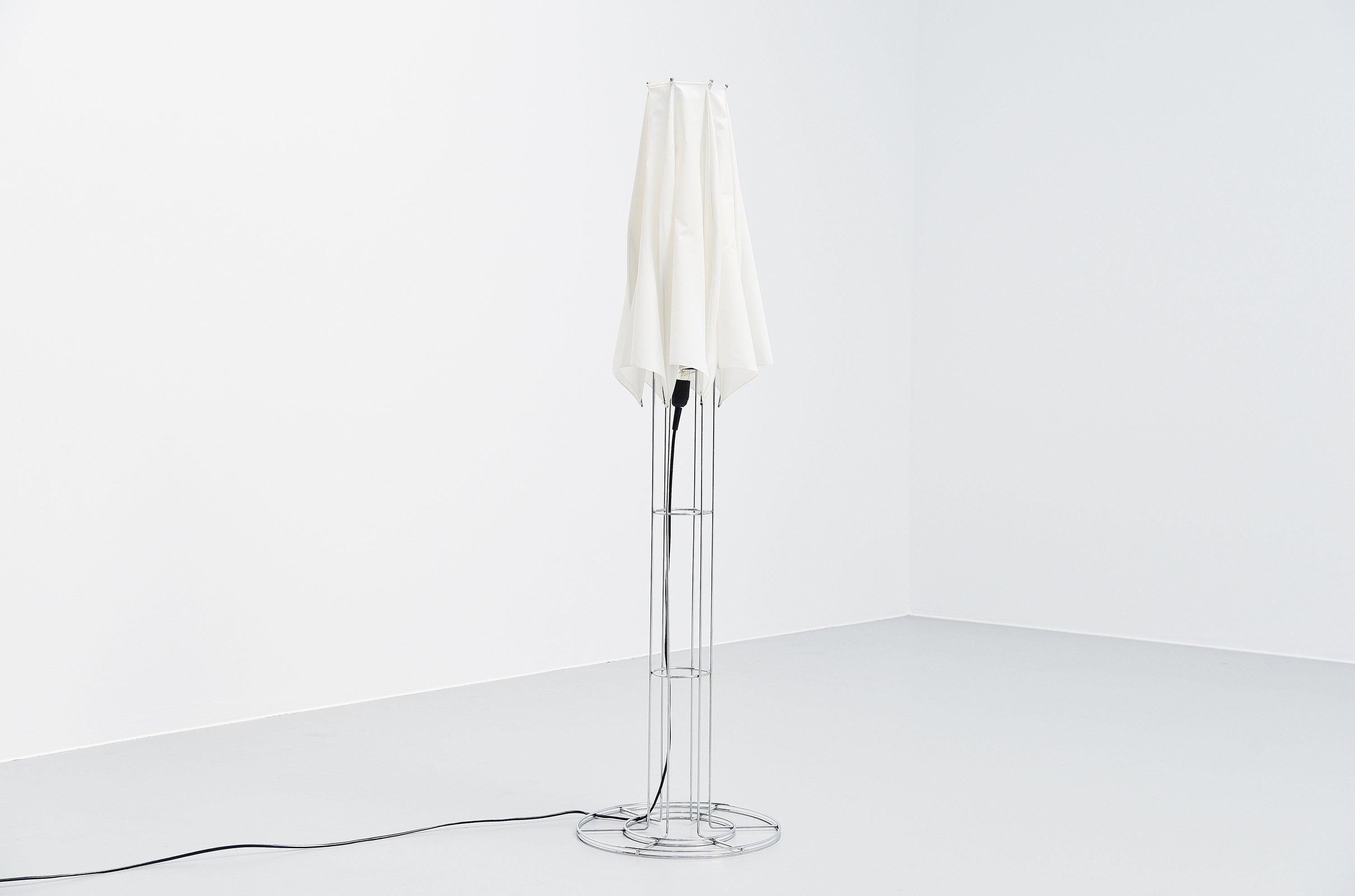 Gijs Bakker Umbrella Floor Lamp Artimeta, Holland, 1973 In Good Condition For Sale In Roosendaal, Noord Brabant