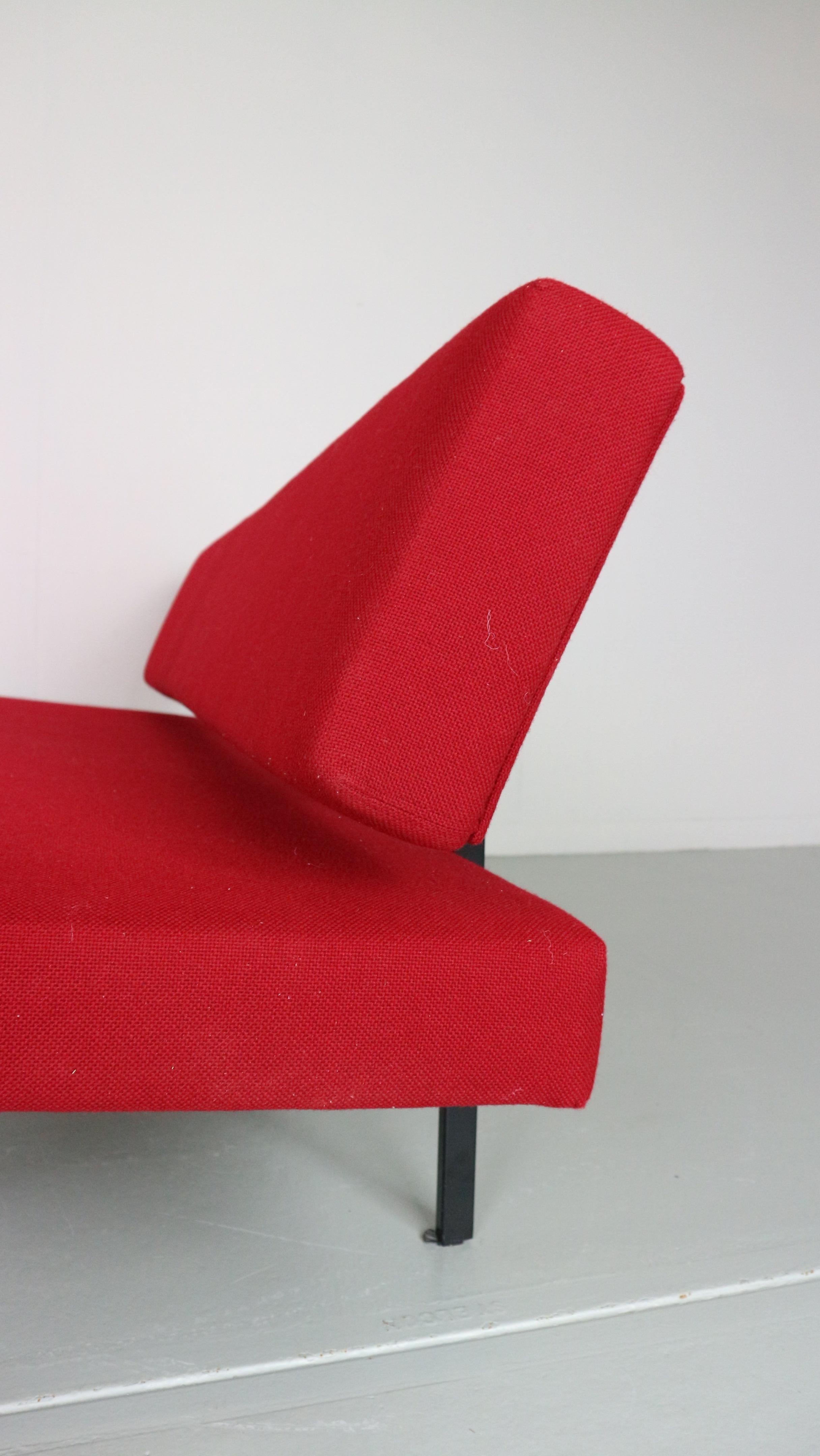 Gijs Van Der Sluis Rotes Sleeper Sofa-Tagesbett Modell 540, 1961 7