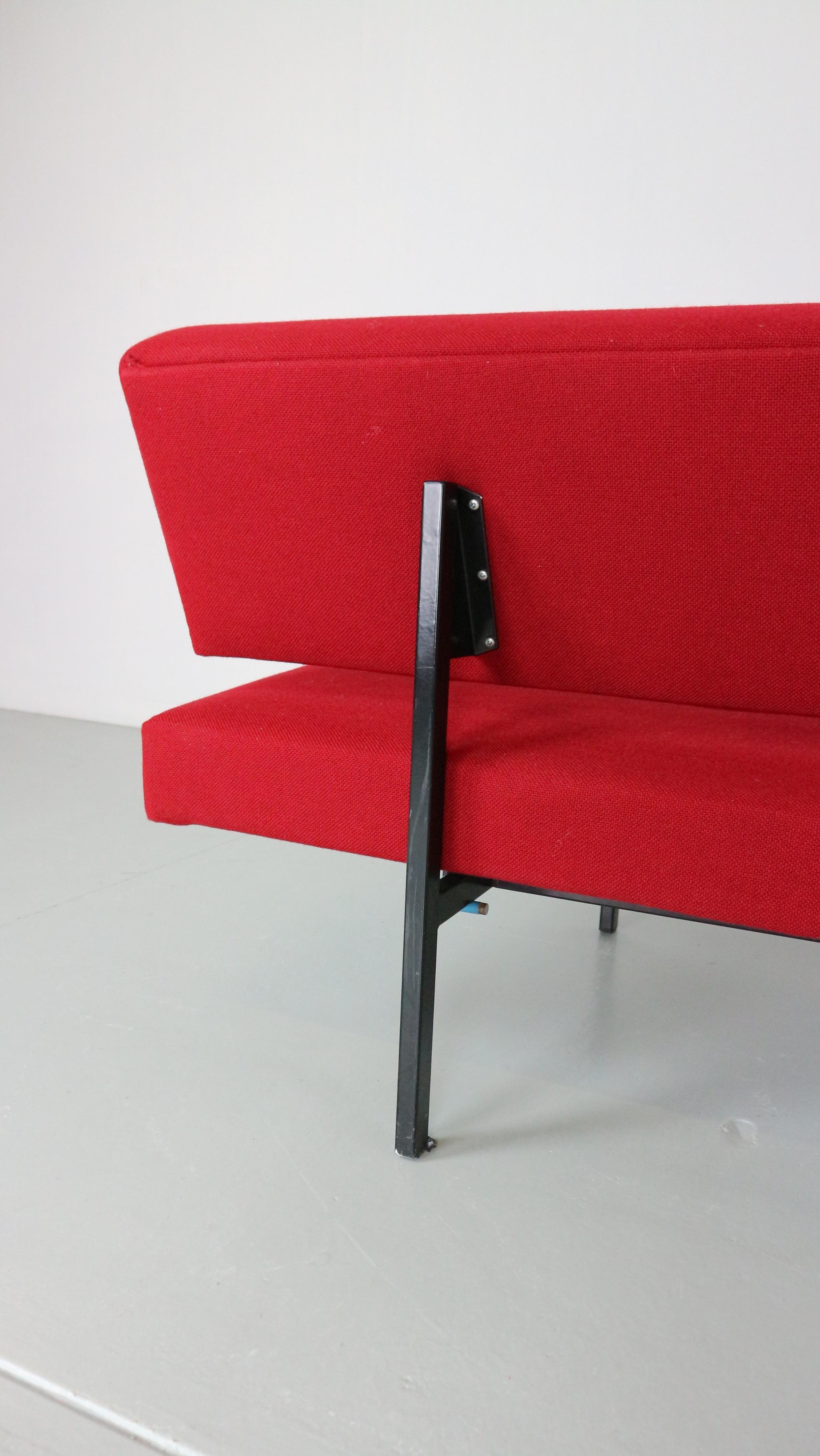 Gijs Van Der Sluis Rotes Sleeper Sofa-Tagesbett Modell 540, 1961 2