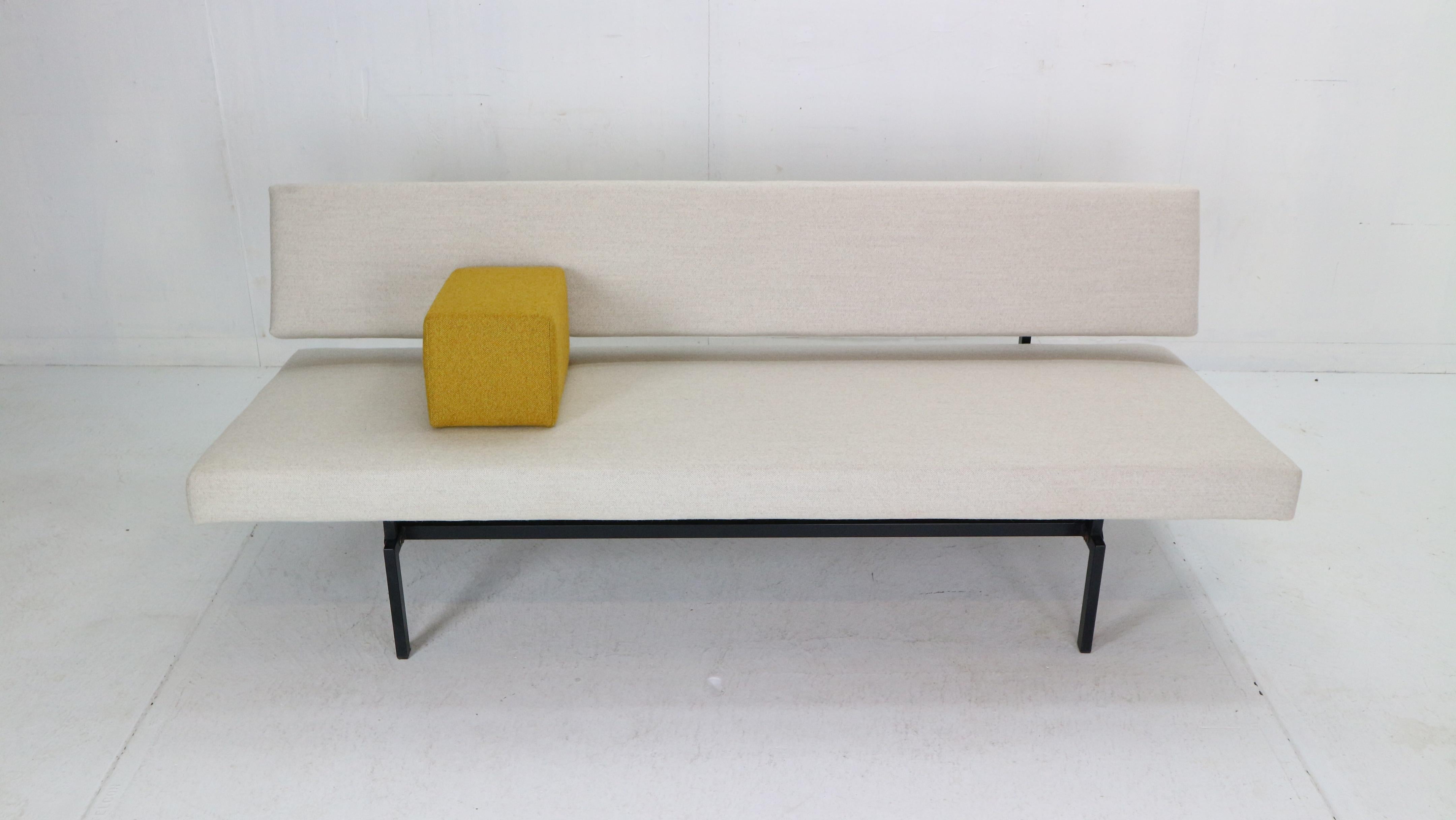 Dutch Gijs Van Der Sluis Sofa or Daybed in Broken White & Yellow 