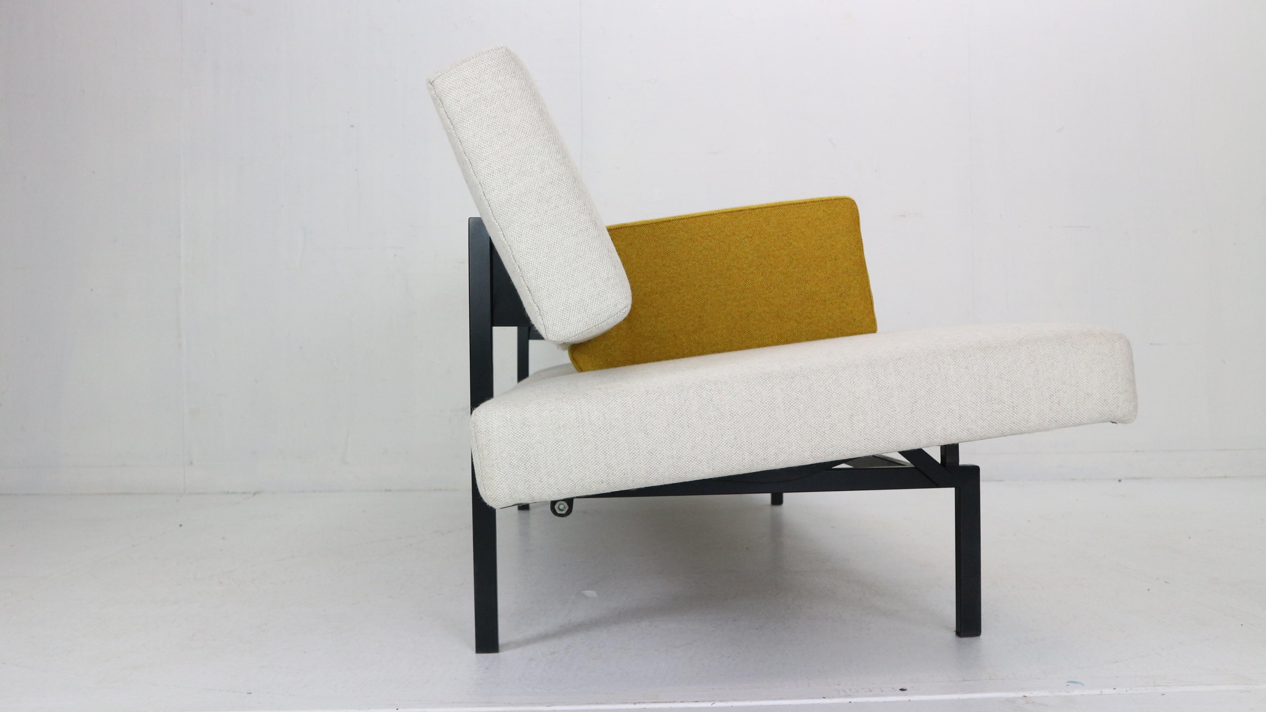 Gijs Van Der Sluis Sofa or Daybed in Broken White & Yellow 