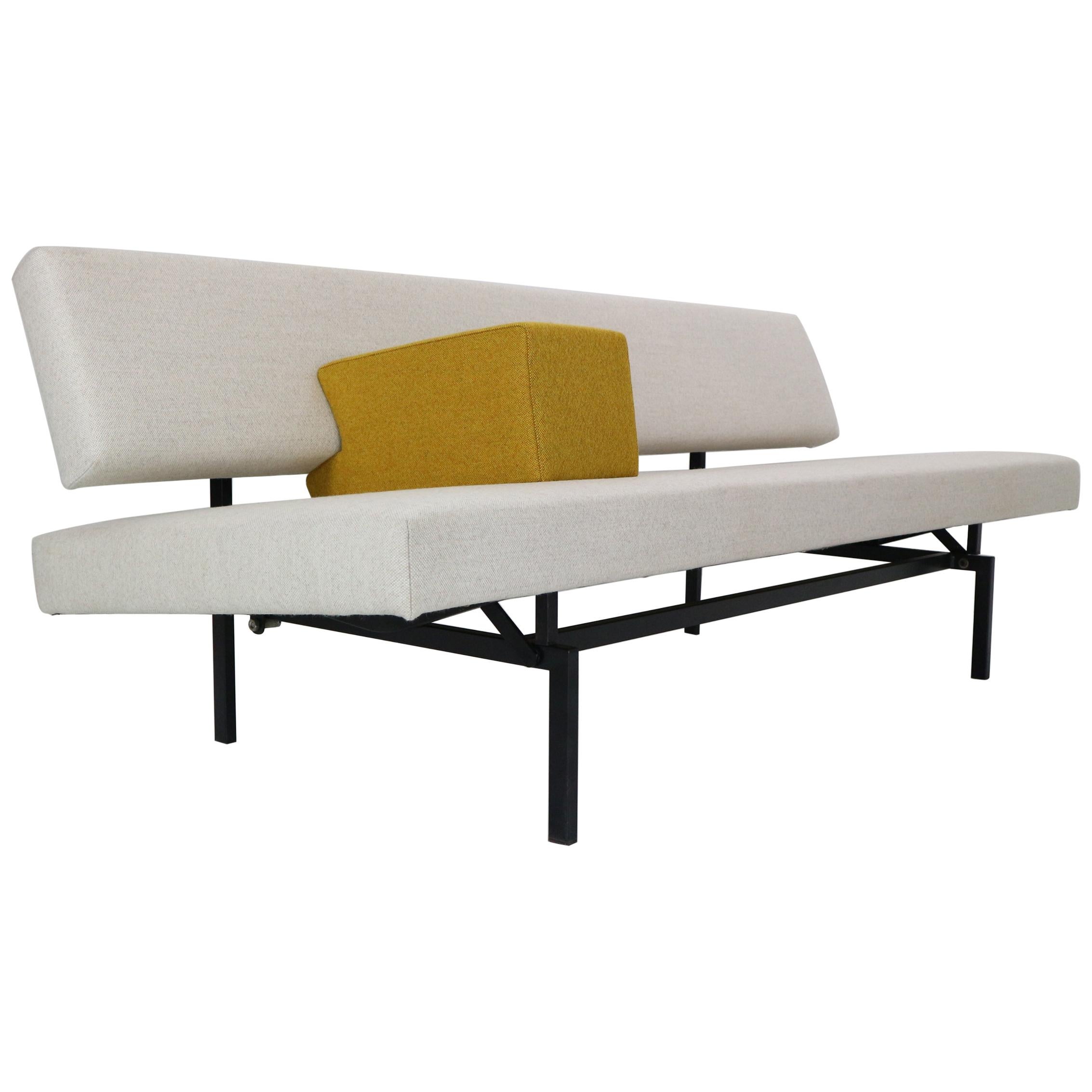 Gijs Van Der Sluis Sofa or Daybed in Broken White & Yellow "Model 540", 1961s