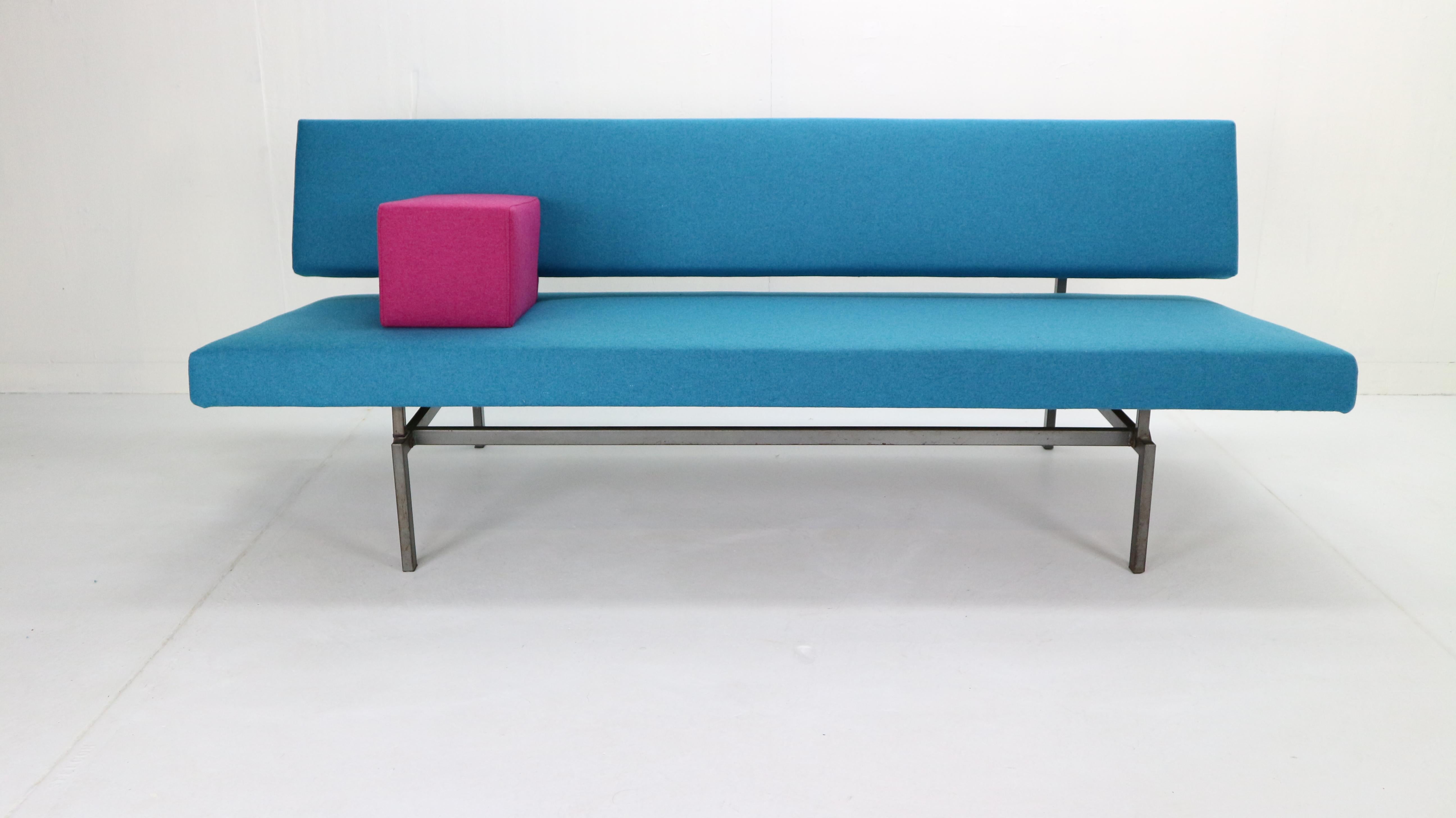 royal blue sleeper sofa