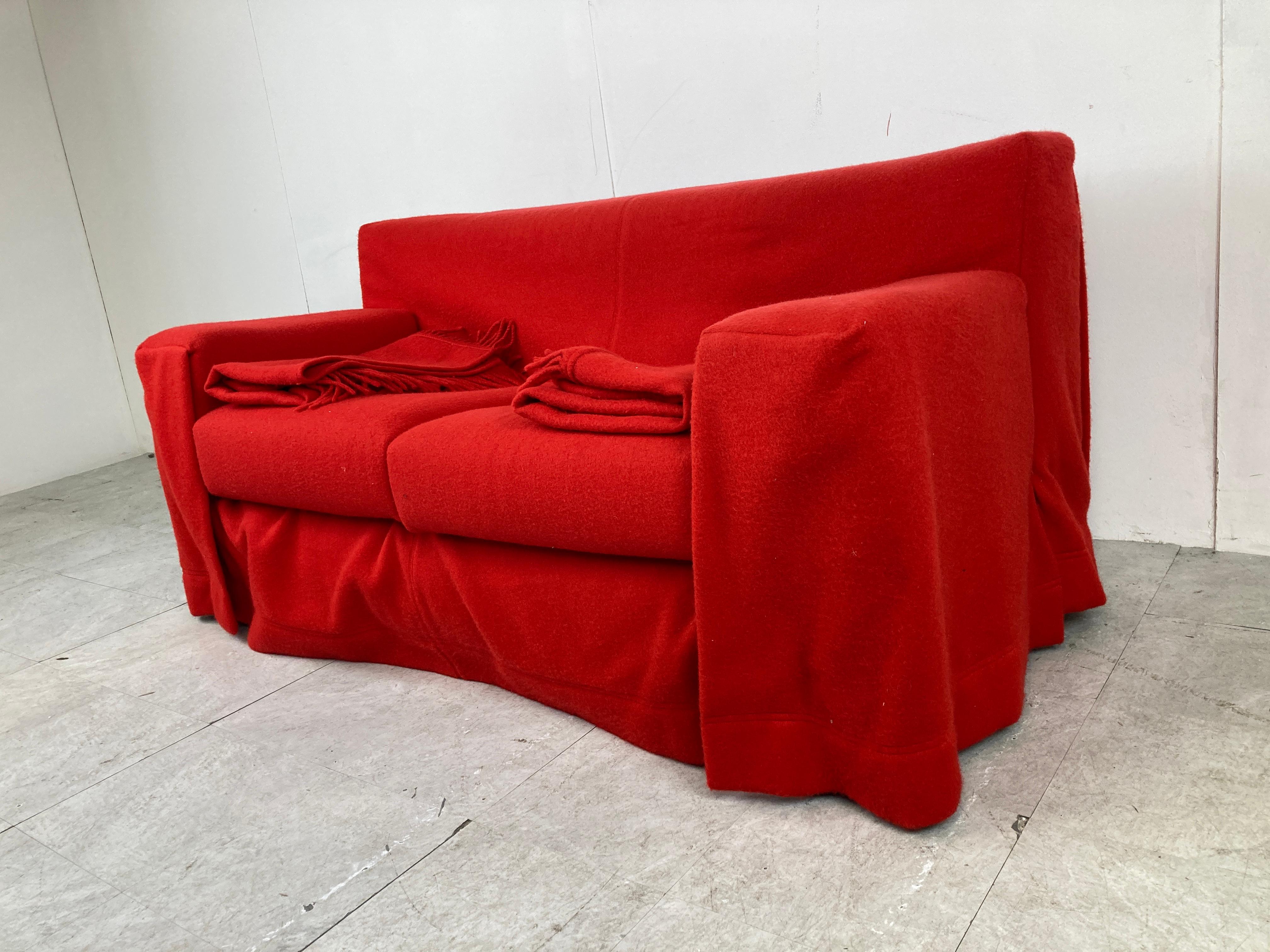 Gil Abiti Sofa by Gianfranco Ferré and Paolo Nava for B and B Italia, 1990s In Good Condition For Sale In HEVERLEE, BE