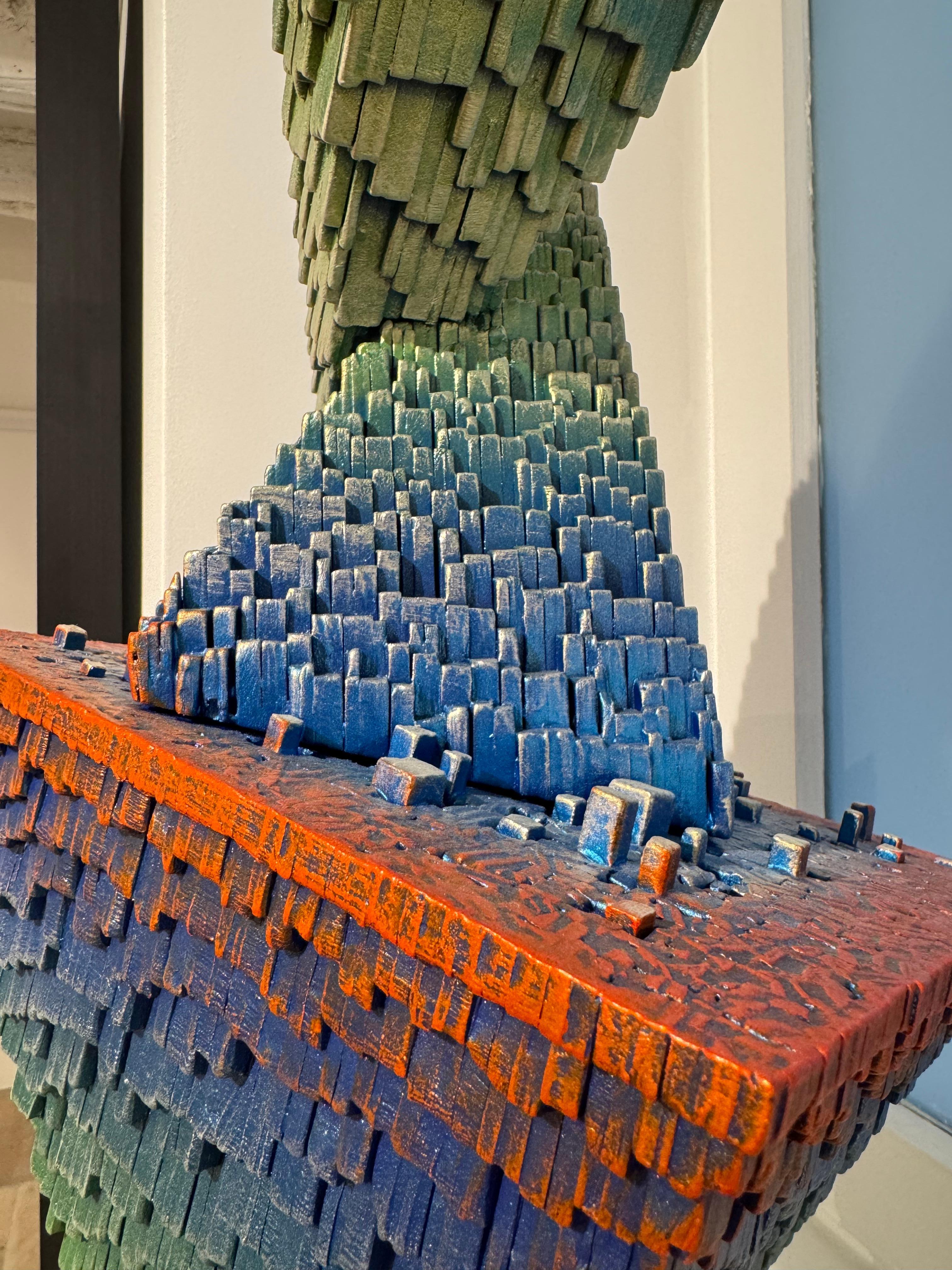 Scultura unica e originale di Gil Bruvel.
Dalla nuova serie di sculture Cubic.

Gil Bruvel è un artista visivo nato nel 1959 a Sydney, che vive e lavora a Houston, negli Stati Uniti.

Figlio di un falegname, Gil Bruvel compone le sue opere d'arte