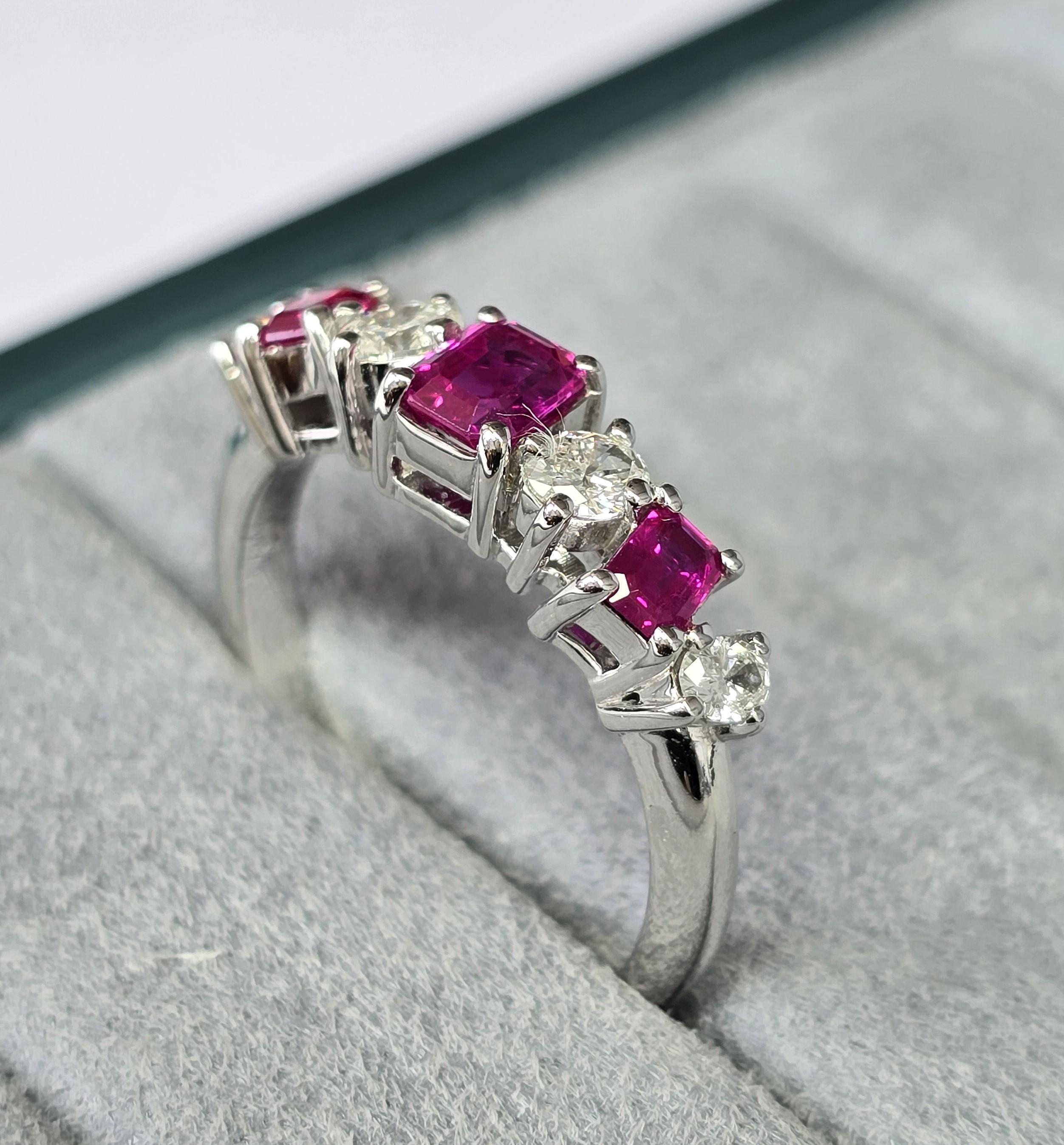 Anello con rubino certificato GIL da 0,77 carati in vendita 6