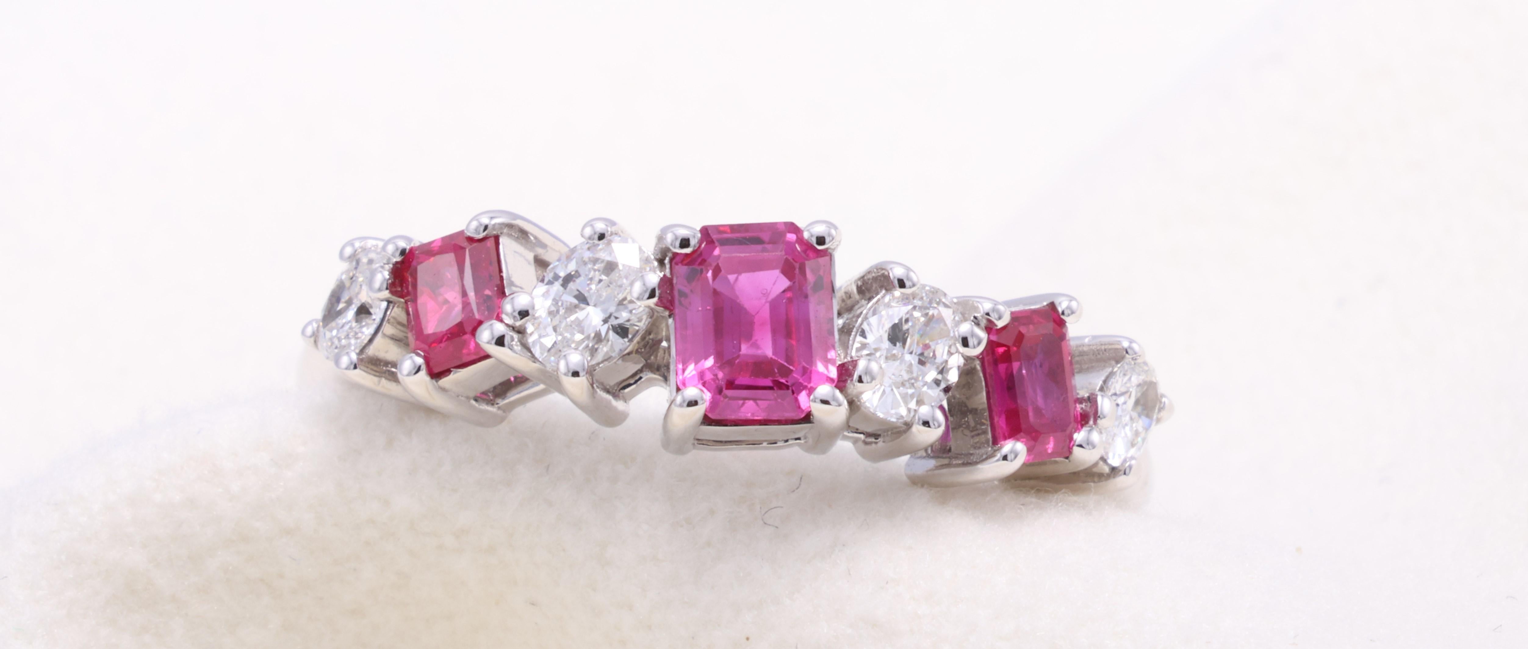 Anello con rubino certificato GIL da 0,77 carati in vendita 12
