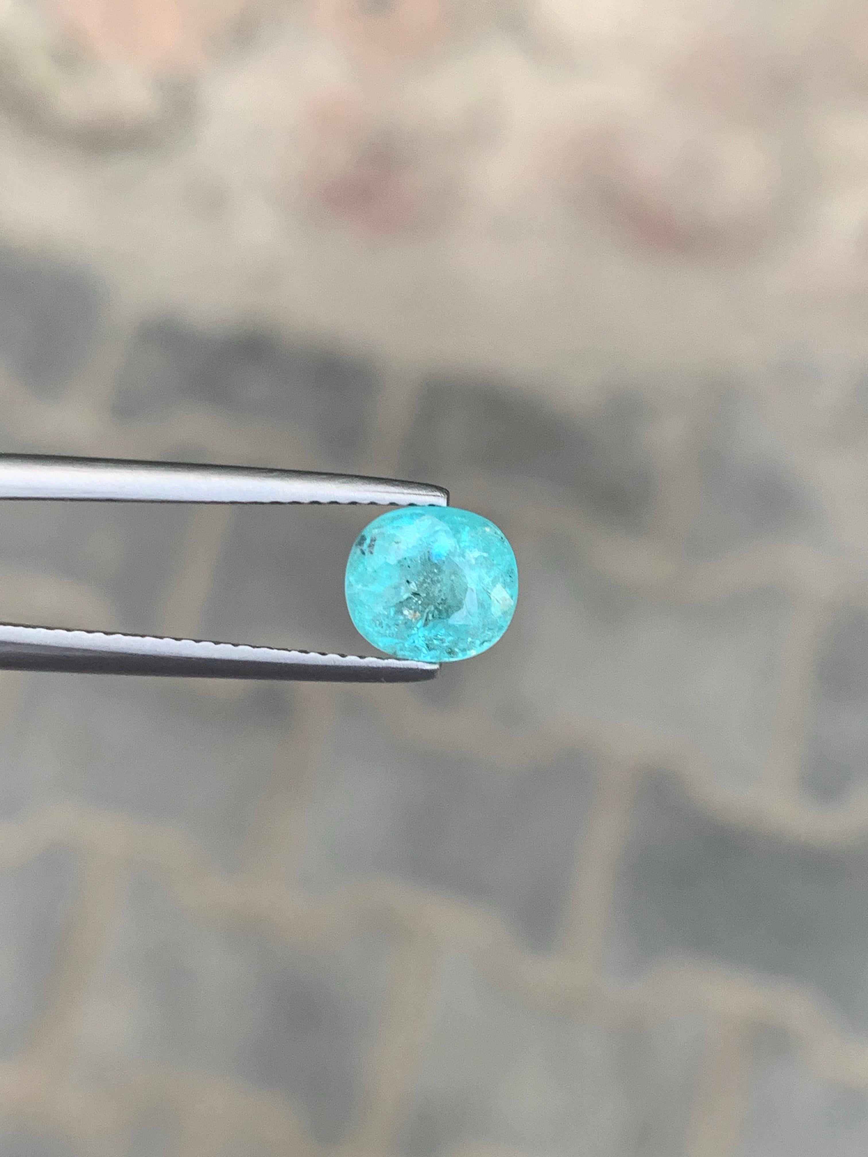 Gemma naturale sfusa di forma ovale di tormalina Paraiba certificata GIL da 1.94 carati in vendita 3