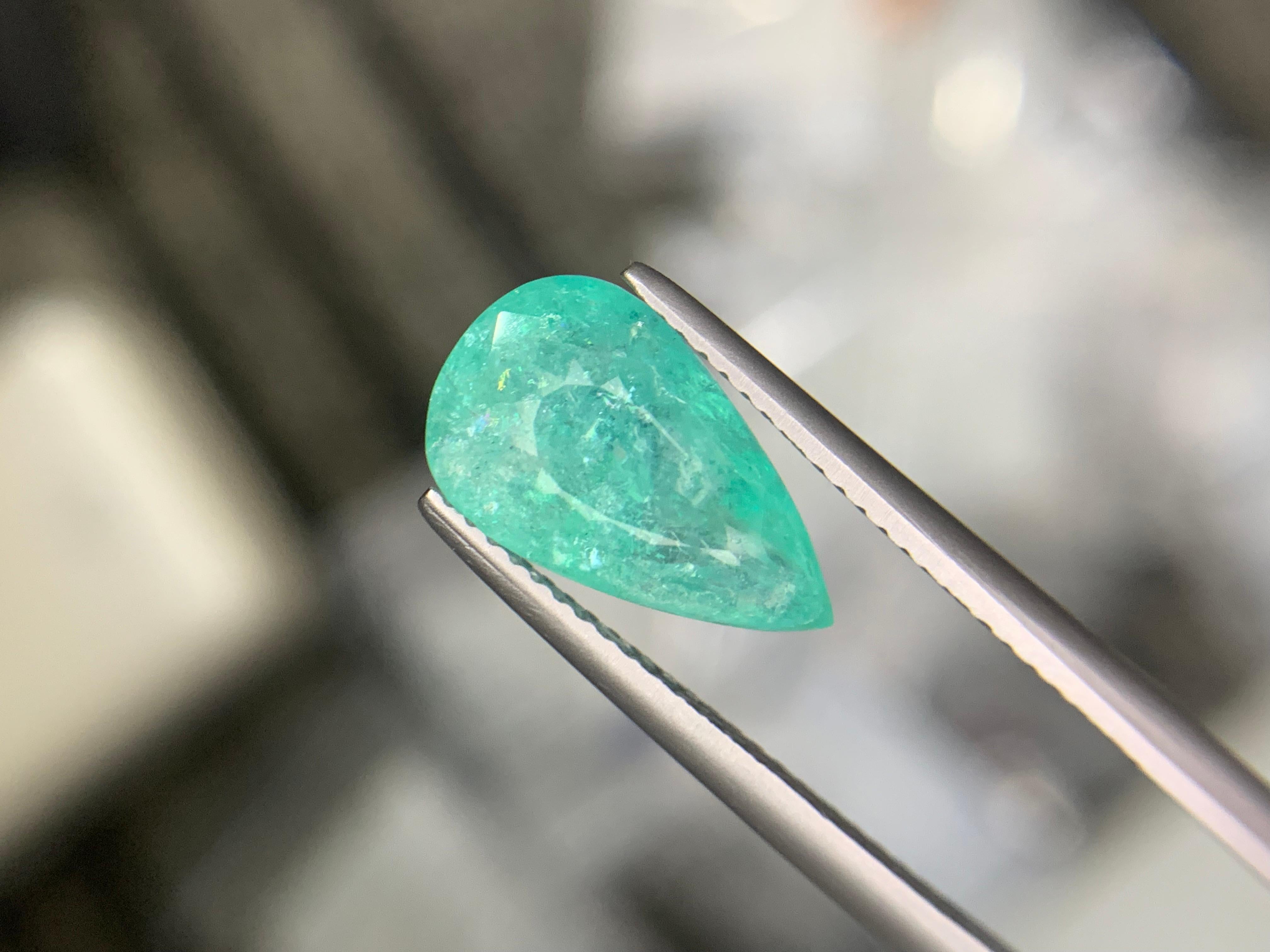 Gemma naturale sciolta Paraiba Tourmaline a forma di pera certificata GIL da 4,47 carati in vendita 7