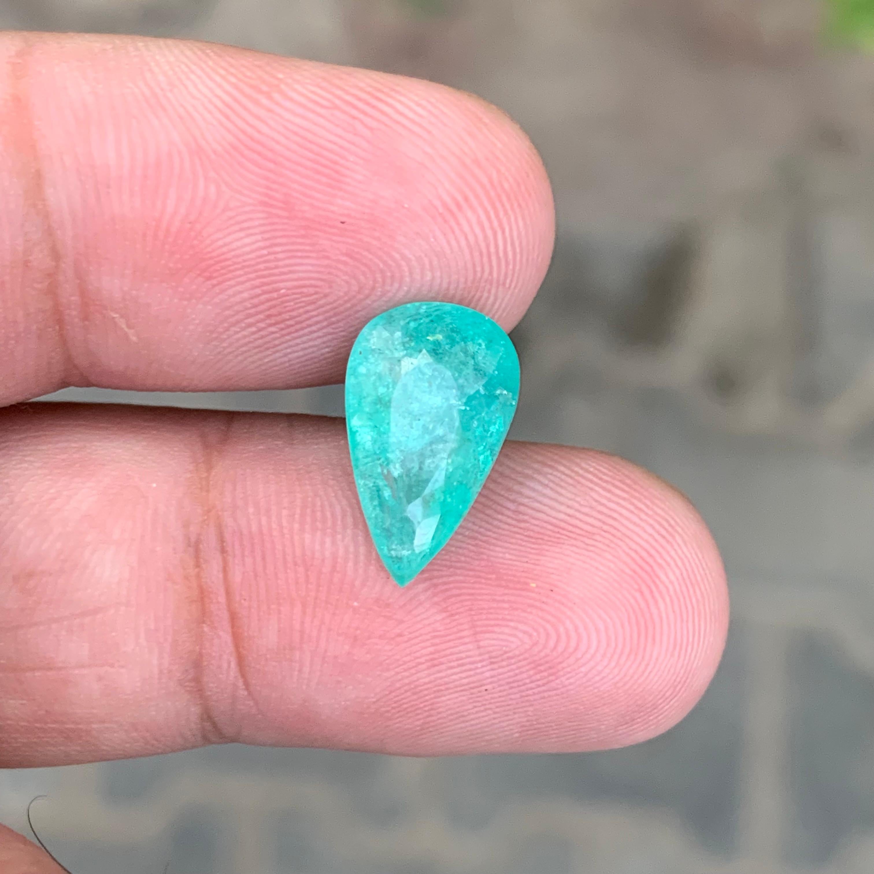 da uomo o donna Gemma naturale sciolta Paraiba Tourmaline a forma di pera certificata GIL da 4,47 carati in vendita