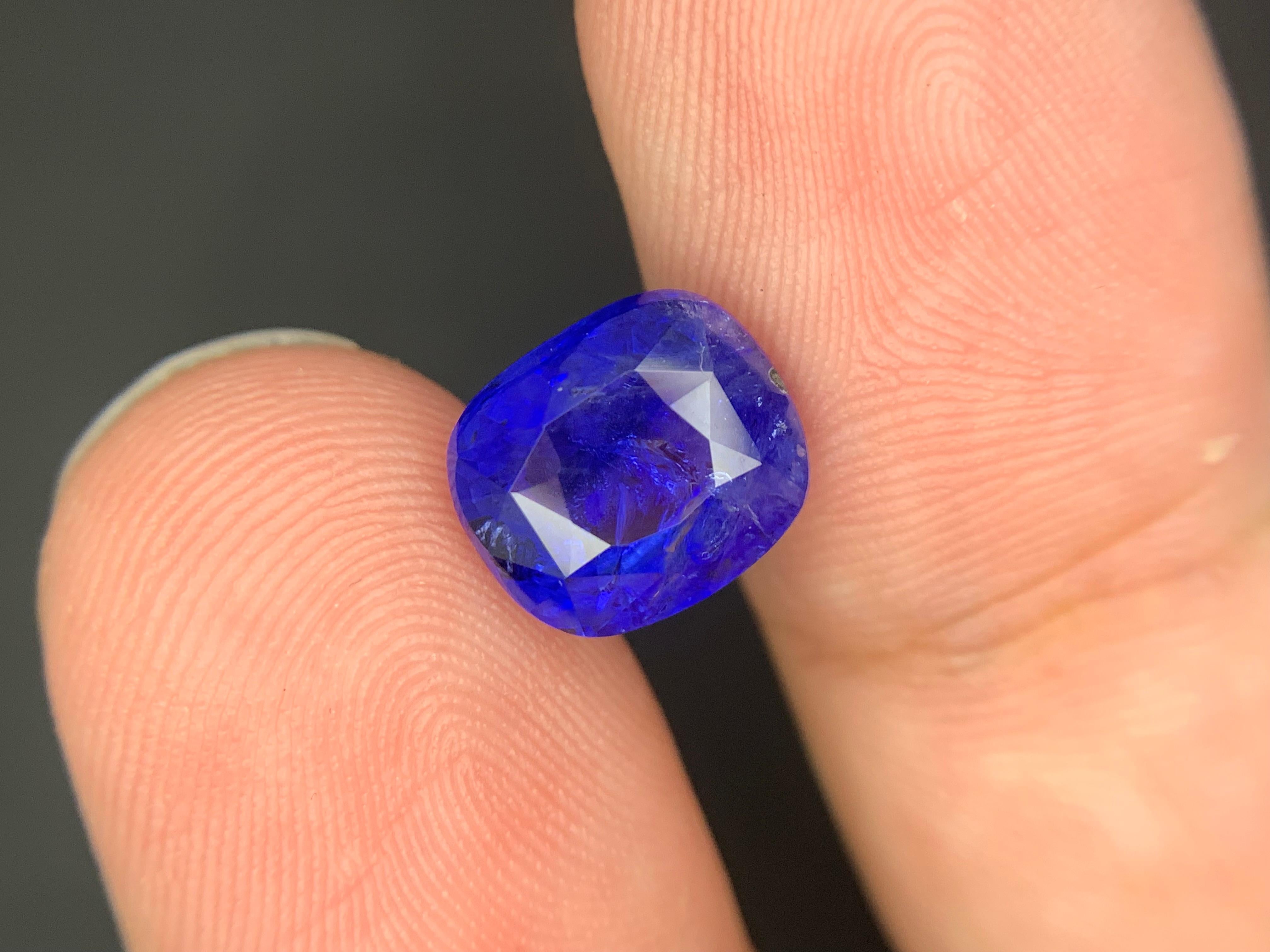 Saphir royal bleu de Ceylan certifié GIL de 4,57 carats naturel en vrac en vente 3