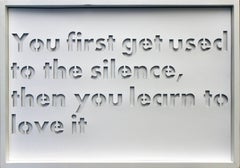 Gil Scullion, Tu existencia, 2017, 20 hojas de papel cortado a mano apiladas