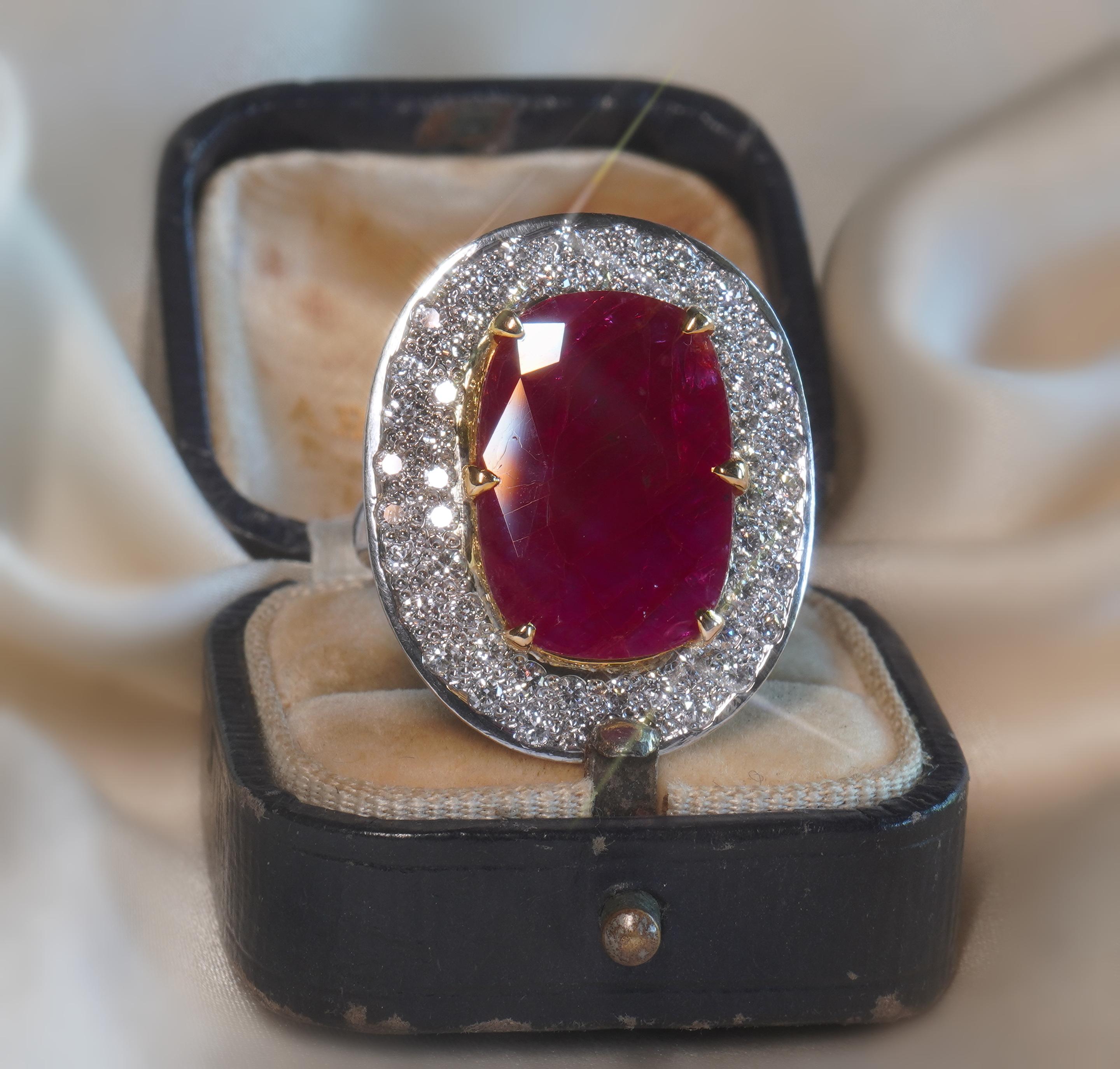 GIL Unheated Ruby Diamond Platinum Ring Vintage Certified 18K Huge 11.43 Cts For Sale 3