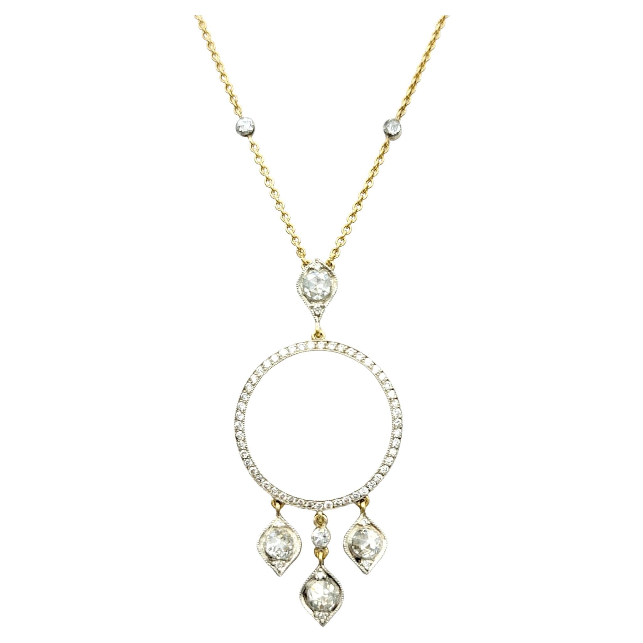 Questa affascinante collana, creata da Gilan, è incastonata in uno squisito oro giallo da 14 carati ed è una splendida incarnazione di eleganza e lusso. Il suo centro è un pendente fisso che mostra un grande cerchio aperto, incrostato da un'ipnotica