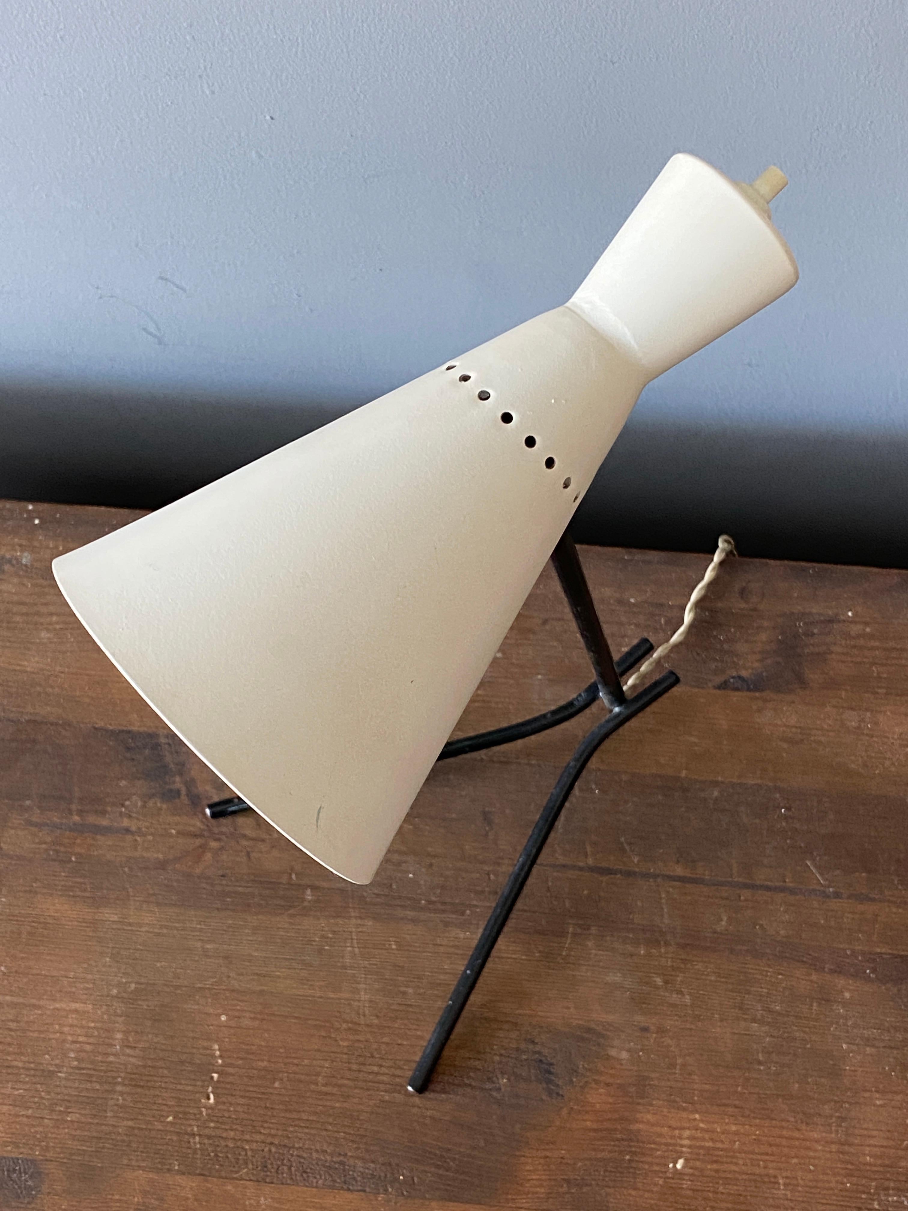 Gilardi & Barzaghi, Adjustable Desk Light, Metal, Brass, Aluminum, Italy, 1957 In Good Condition In High Point, NC