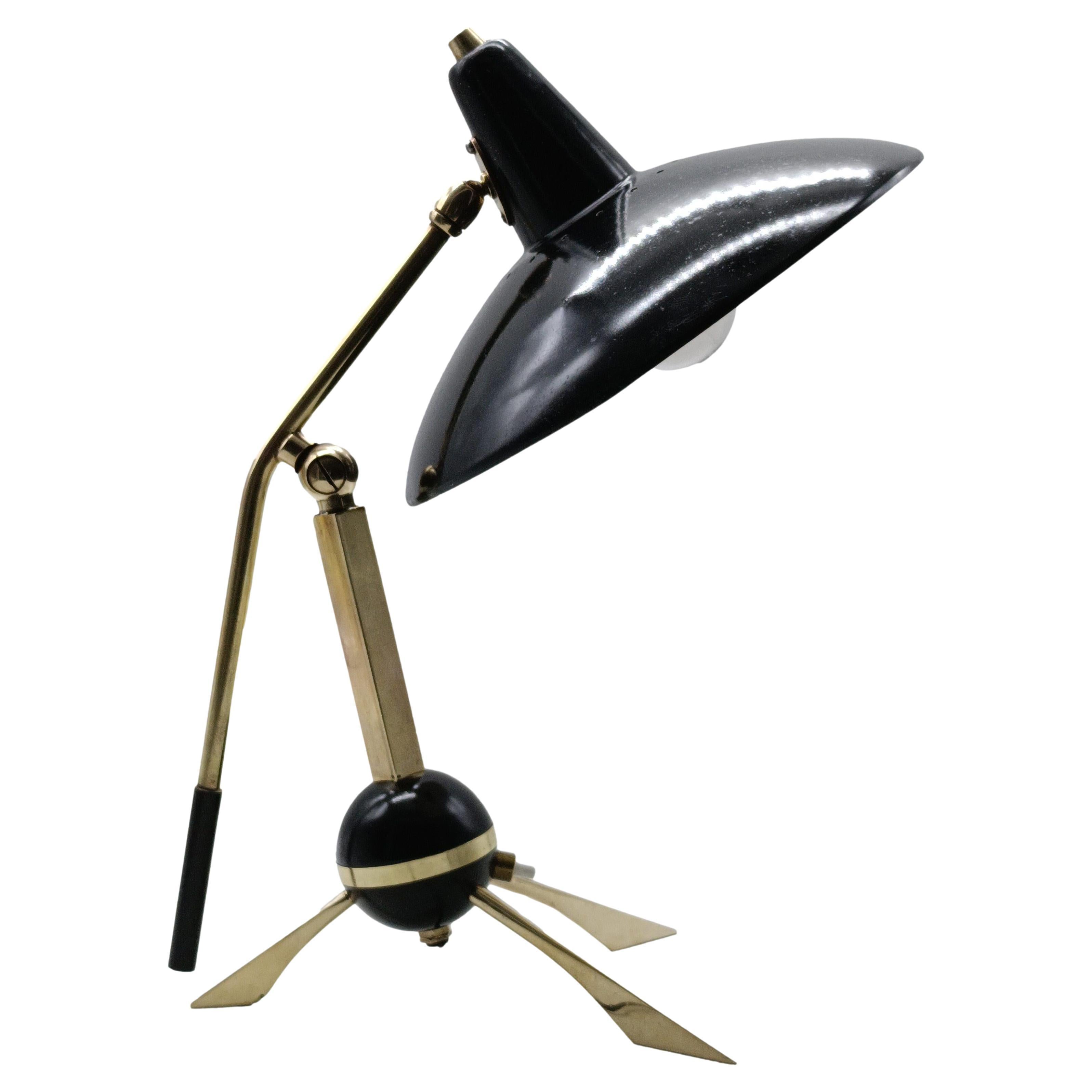 Lampe de table Gilardi et Barzaghi en laiton et métal noir, Italie, années 1950