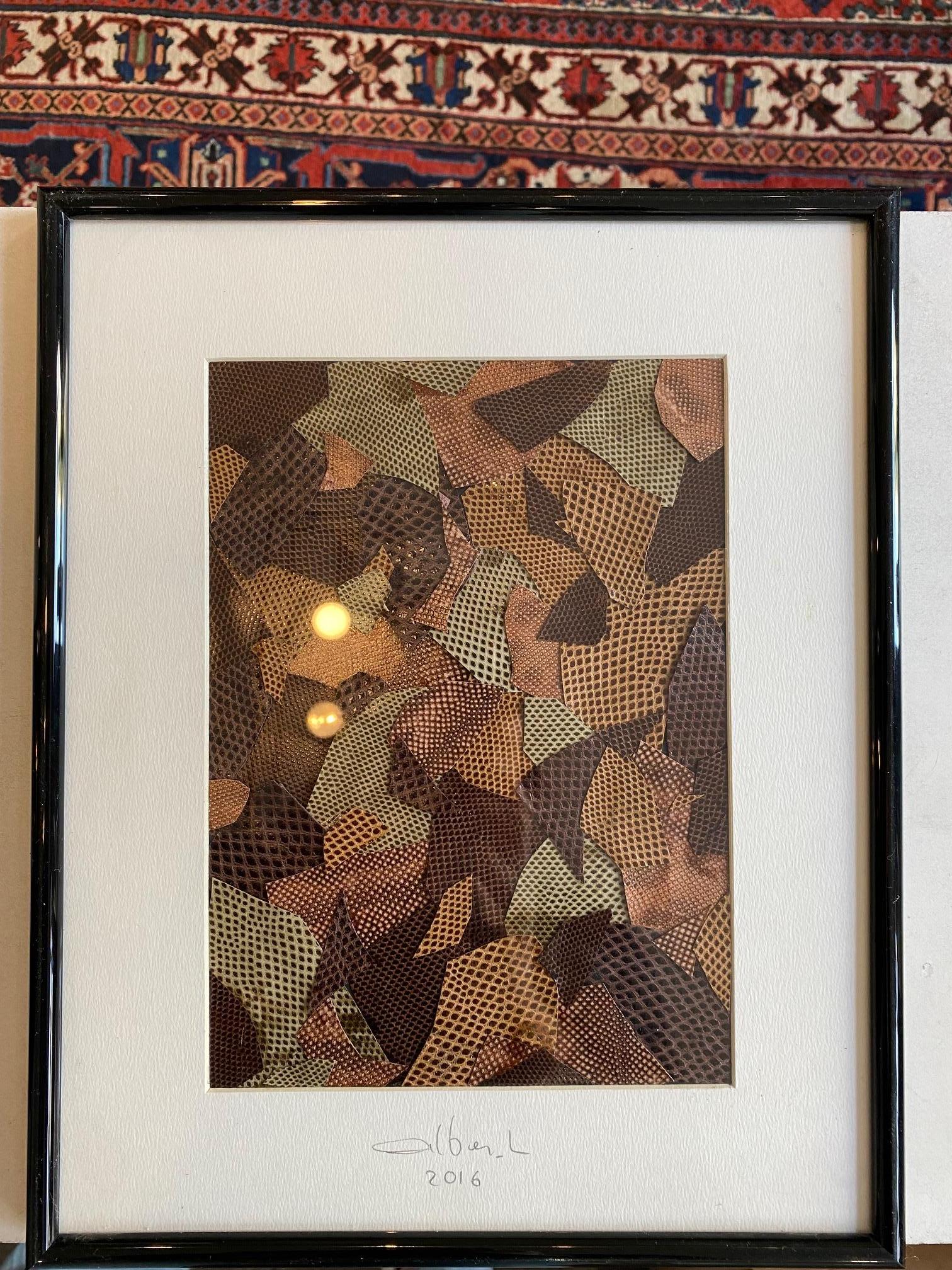 Collage cuir de serpent by Gilbert Albert - 20x15 cm For Sale 5