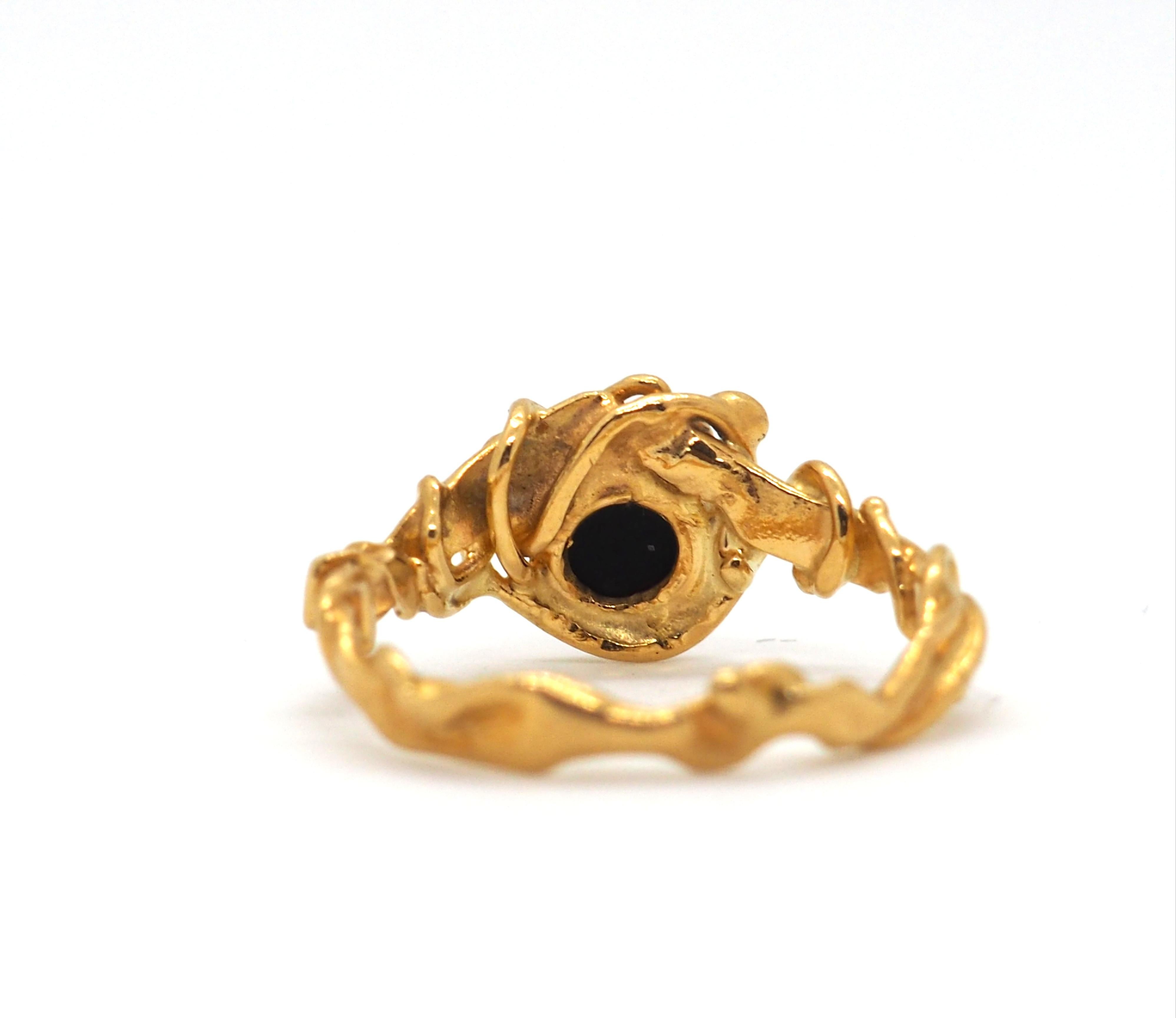 Cabochon Gilbert Albert 18k Yellow Gold Onyx Ring For Sale