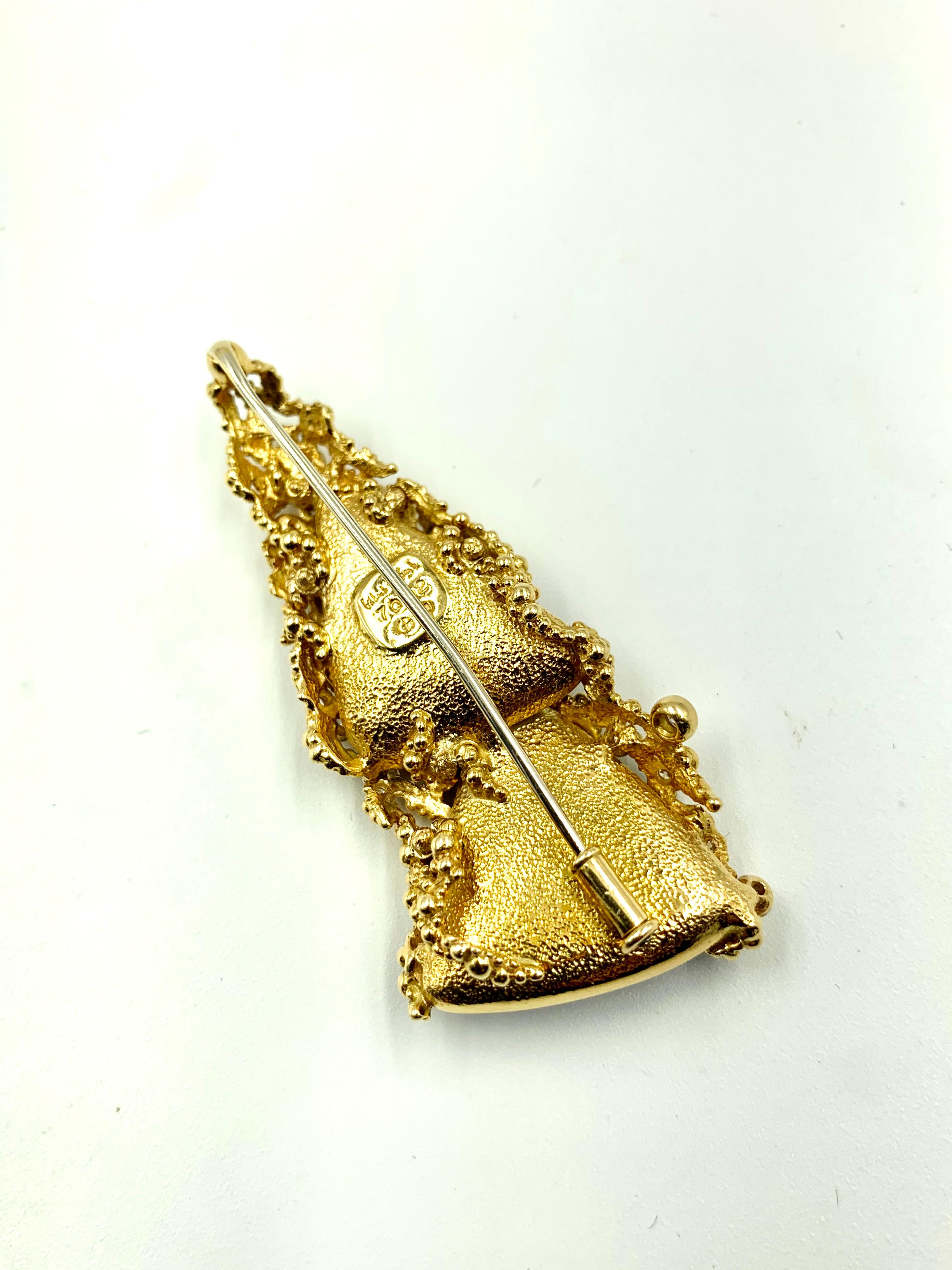 Gilbert Albert Opal, Diamond 18 Karat Gold Pendant /Brooch In Good Condition In New York, NY